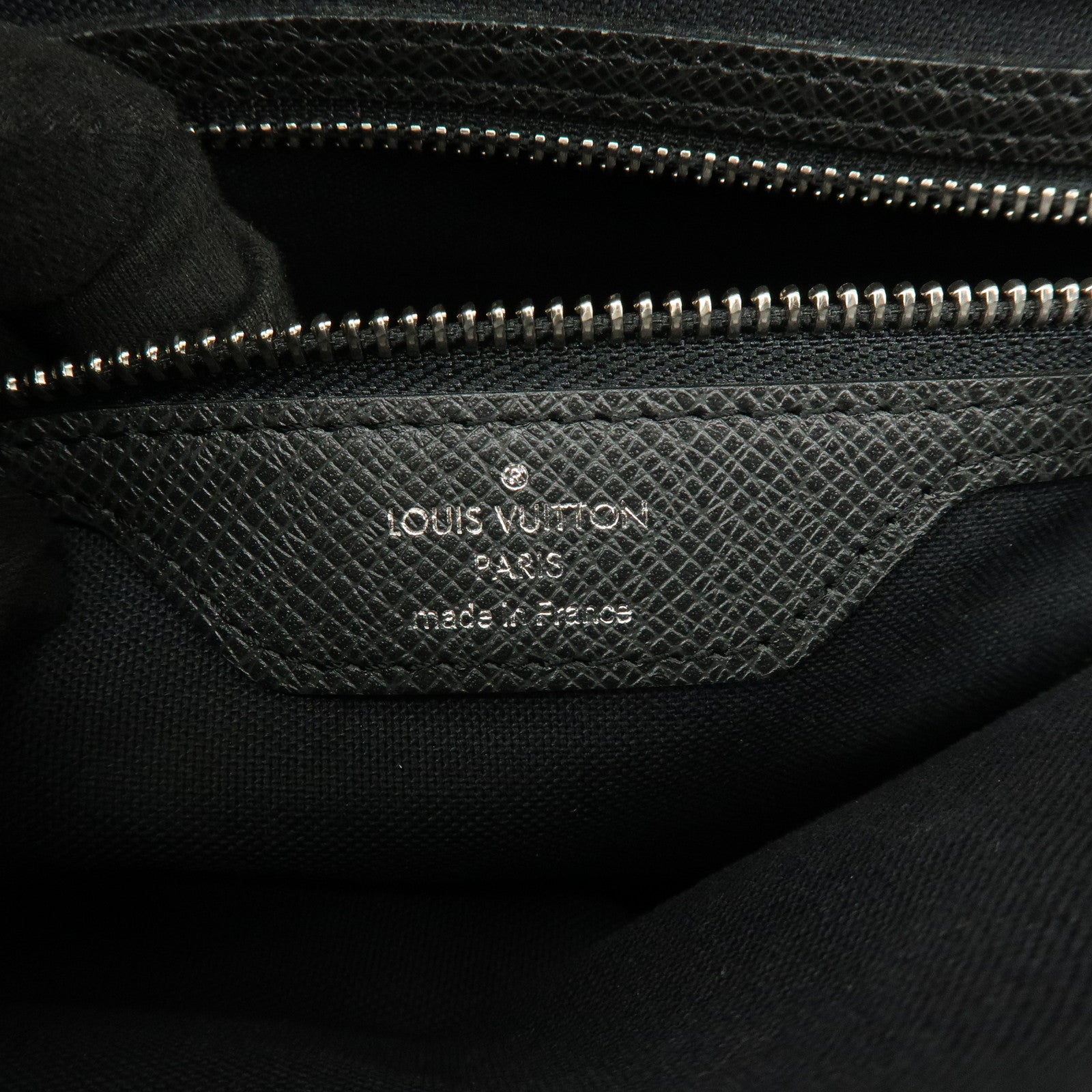 Louis Vuitton Taiga Leather Romain Shoulder Bag Ardoise M32852