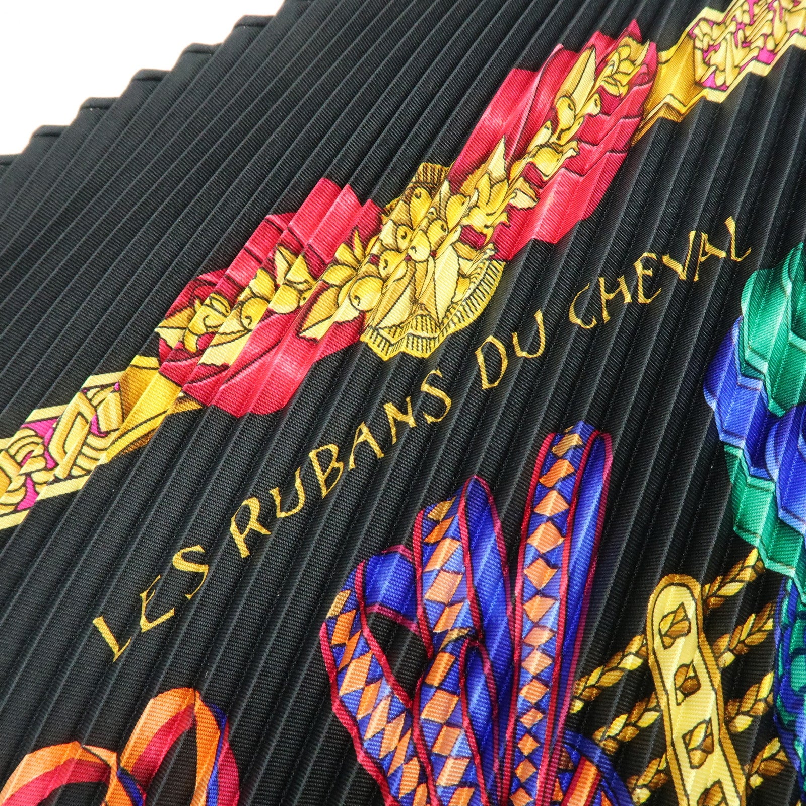 HERMES Pleats Carre Silk 100% Sarf LES RUBANS DU CHEVAL Black