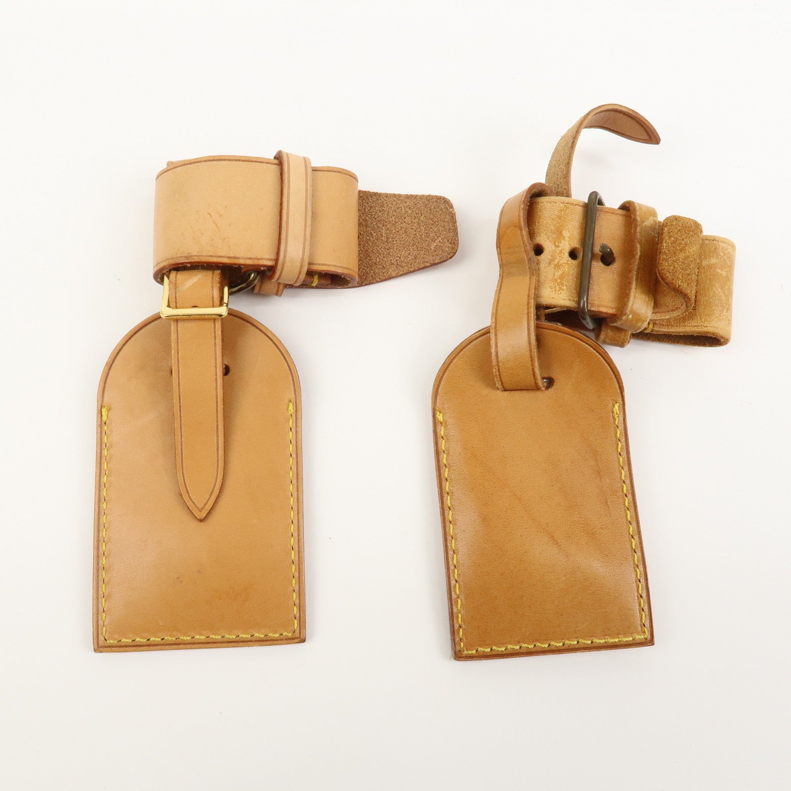 Louis Vuitton Set of 10 Leather Name Tag & Poignet Natural