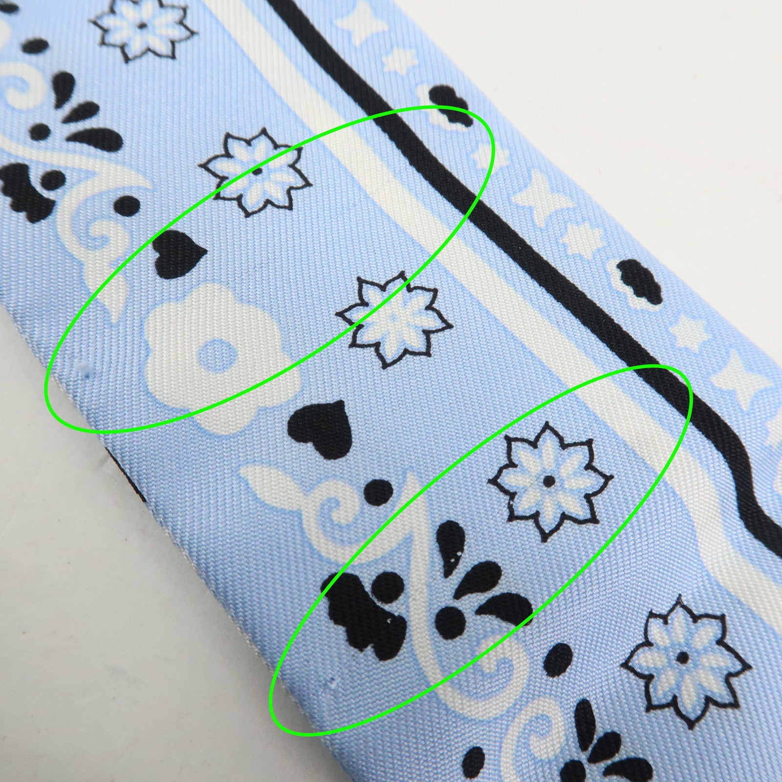 HERMES Twilly Silk 100% Scarf PEUPLE DU VENT Light Blue Black White