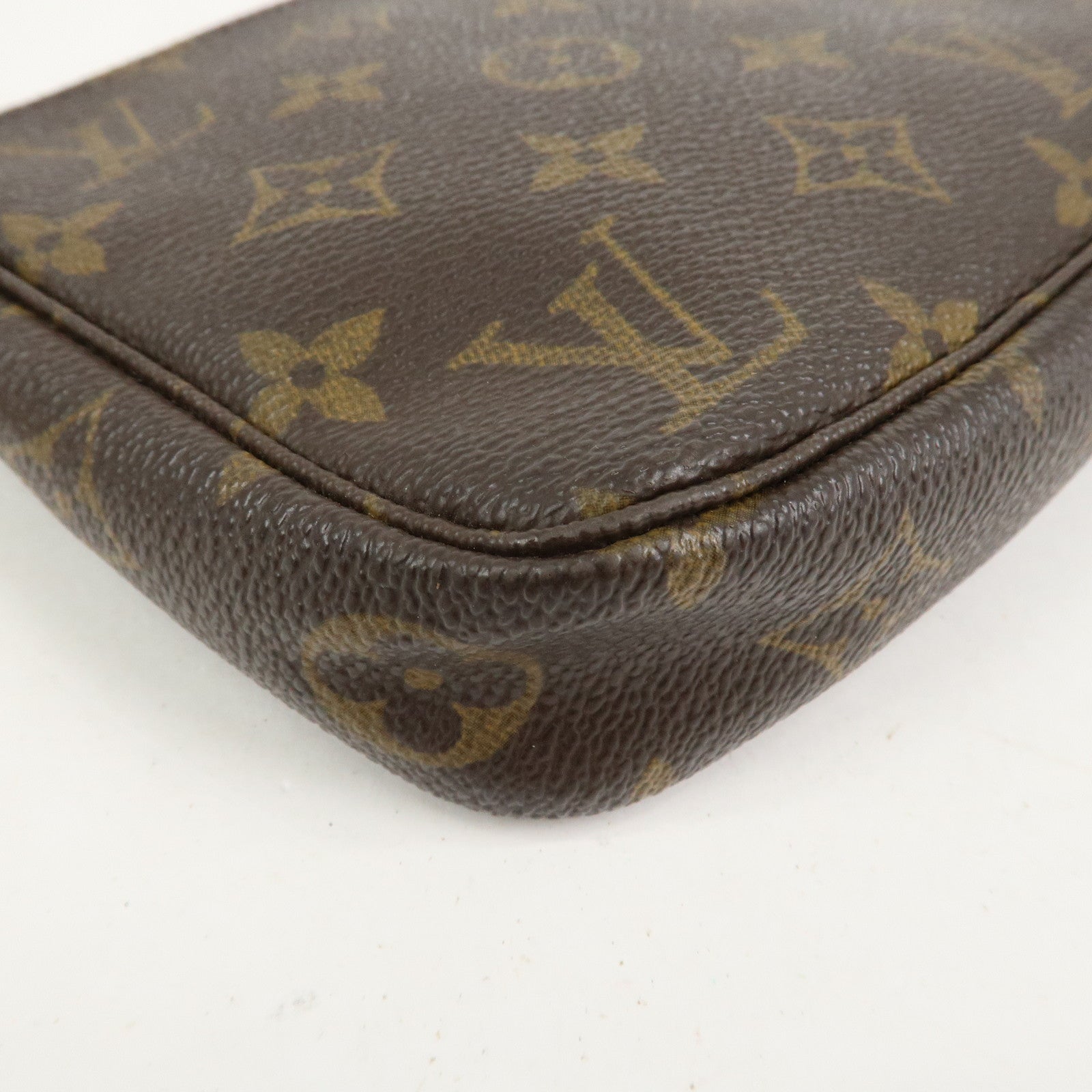 Louis Vuitton Monogram Pochette Accessoires Pouch Hand Bag M51980