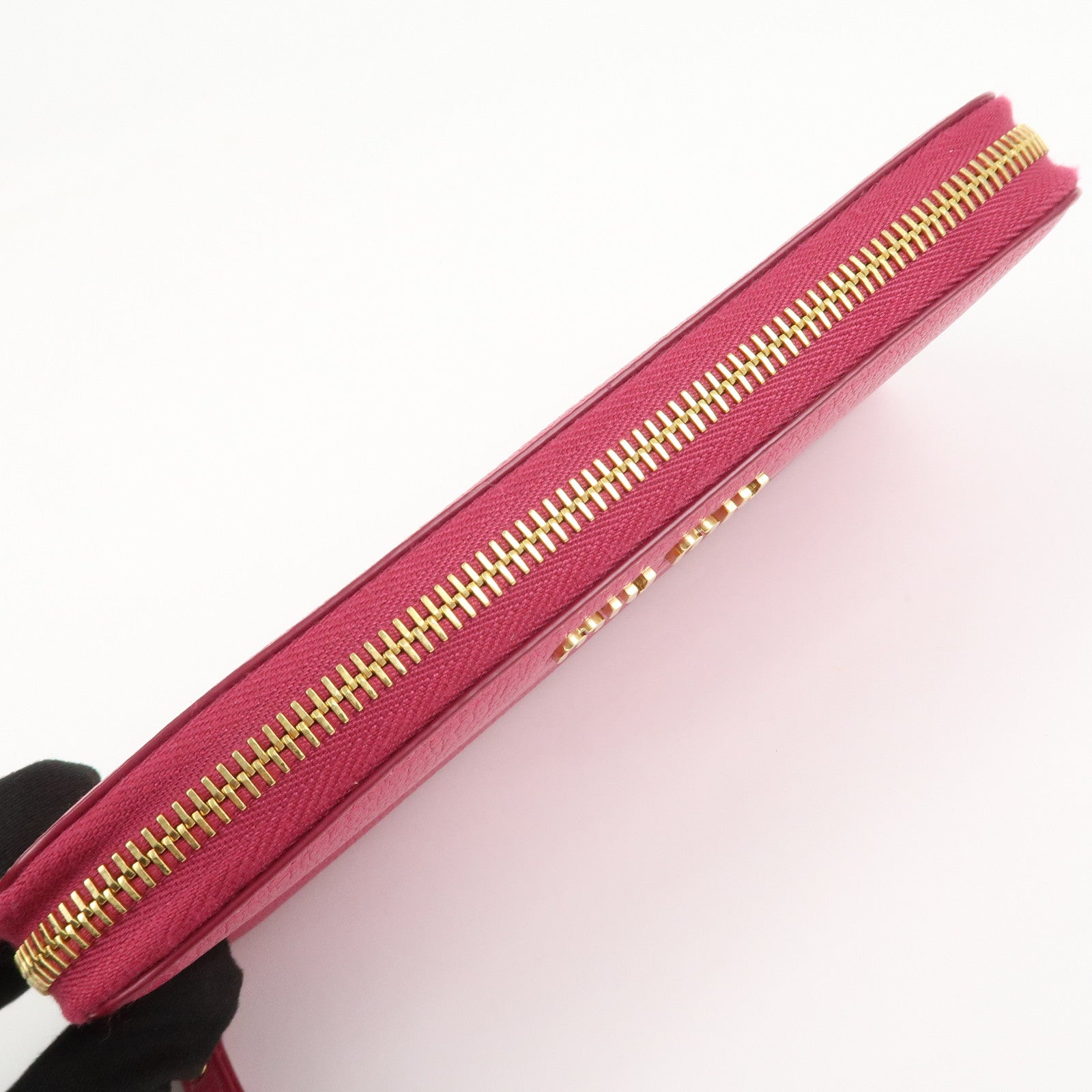 MIU MIU Logo Leather Round Zippy Wallet Pink 5M0506