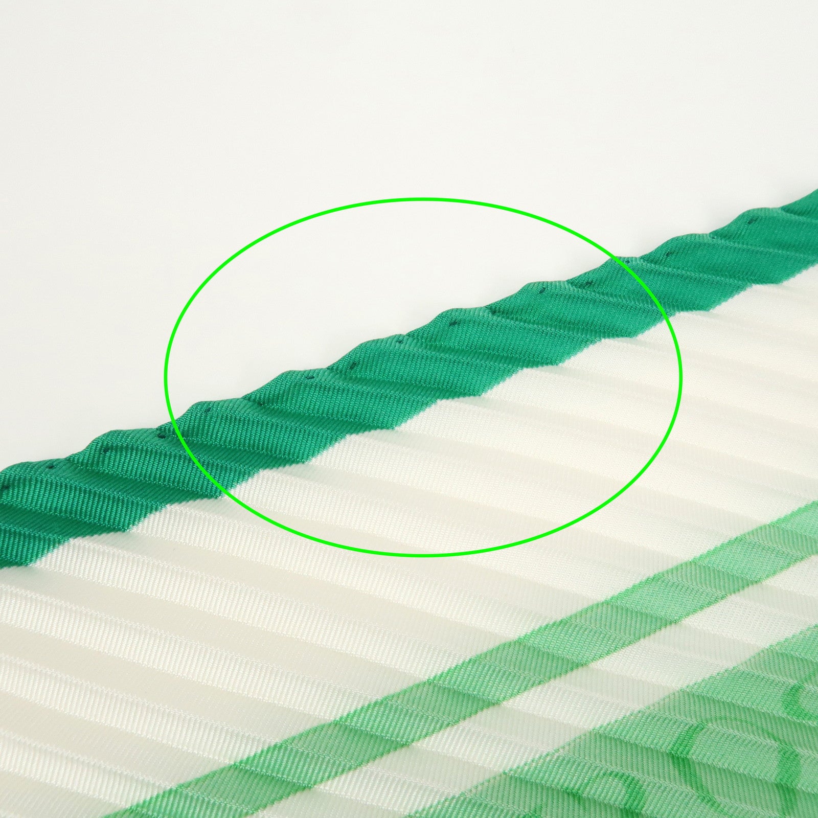 HERMES Carre 90 Silk 100% Pleats Scarf LA ROSEE Anne Gavarni