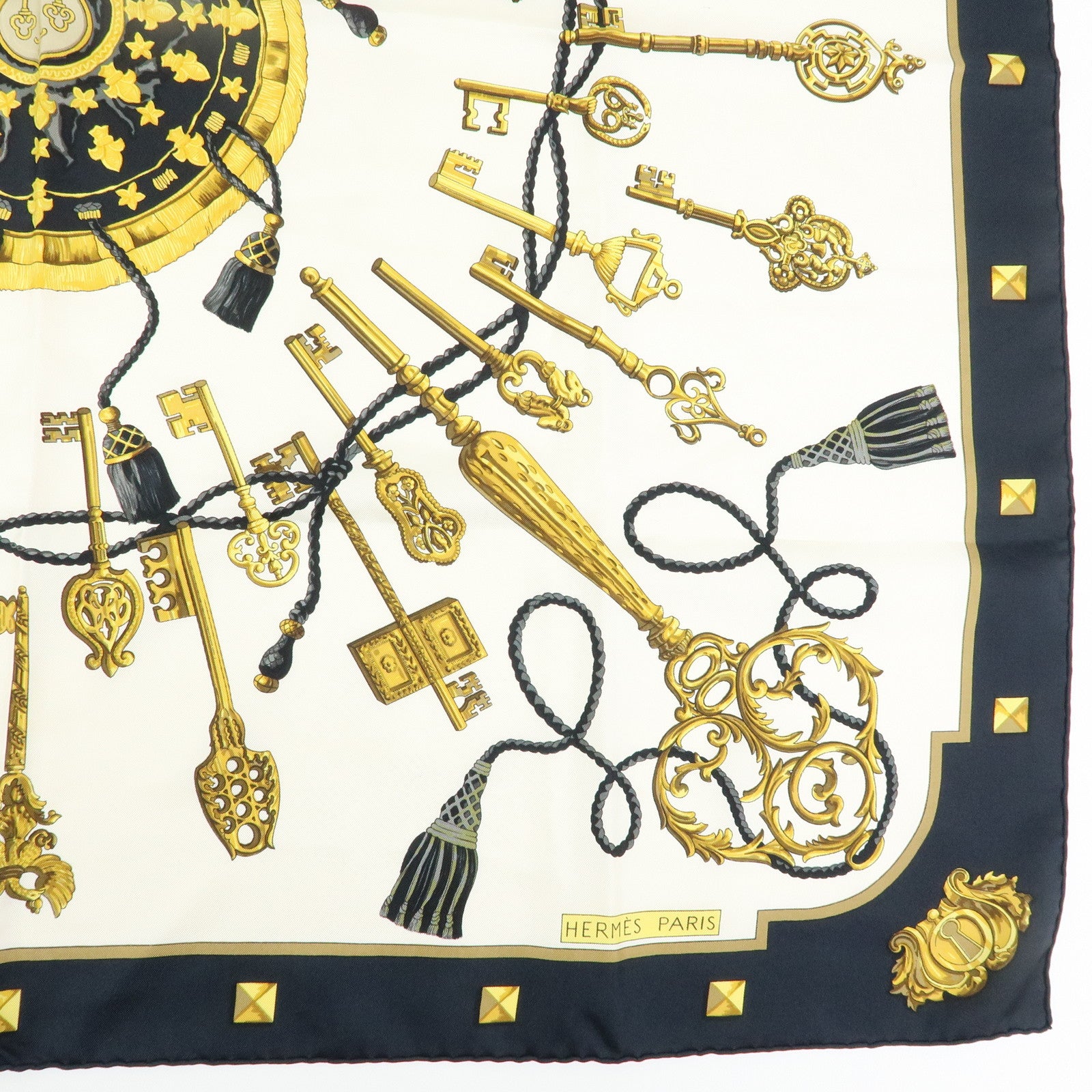 HERMES Carre 90 Silk 100% Scarf LES CLES THE KEYS RARE Black White