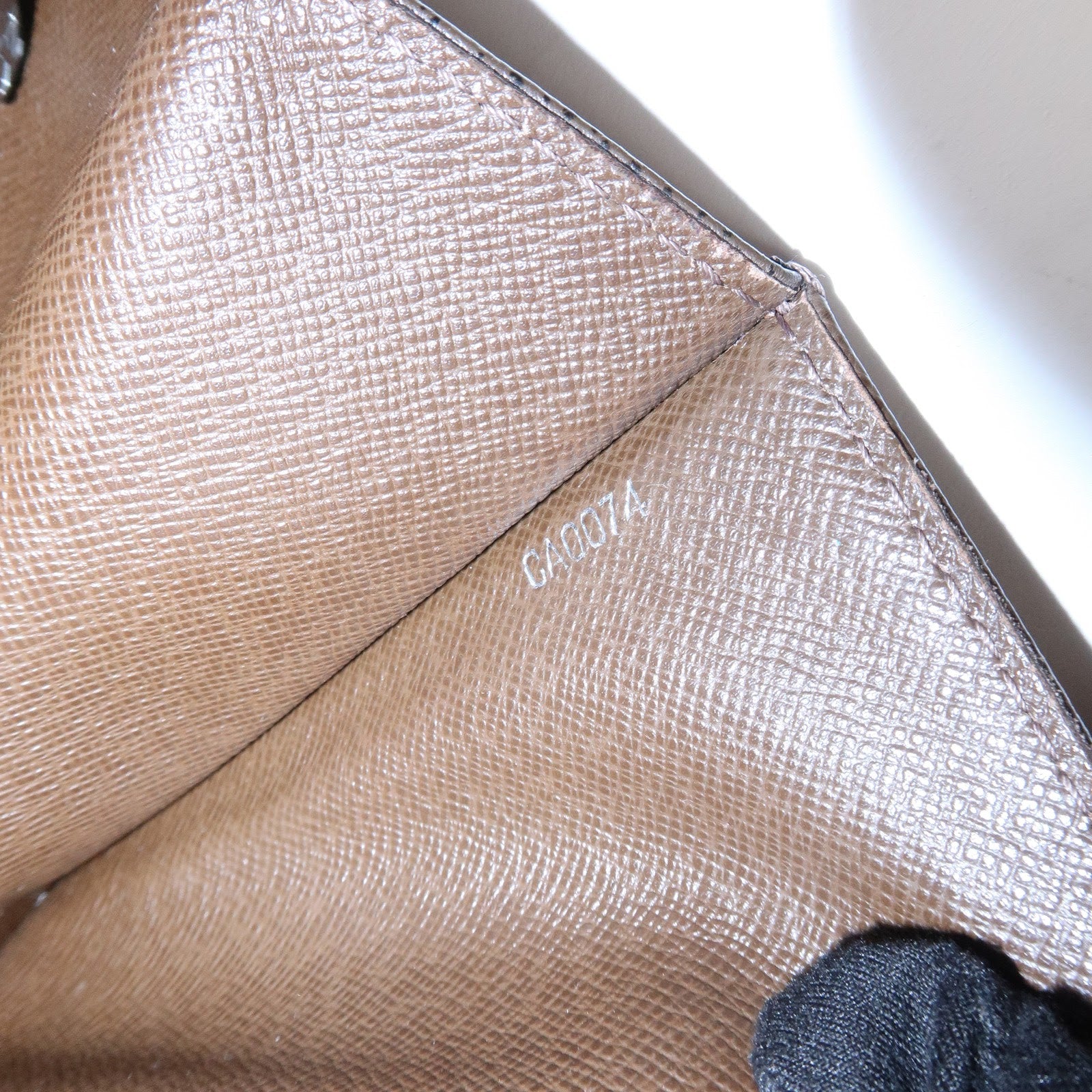 Louis Vuitton Taiga Selenga Clutch Bag Hand Bag Grizzly M30788