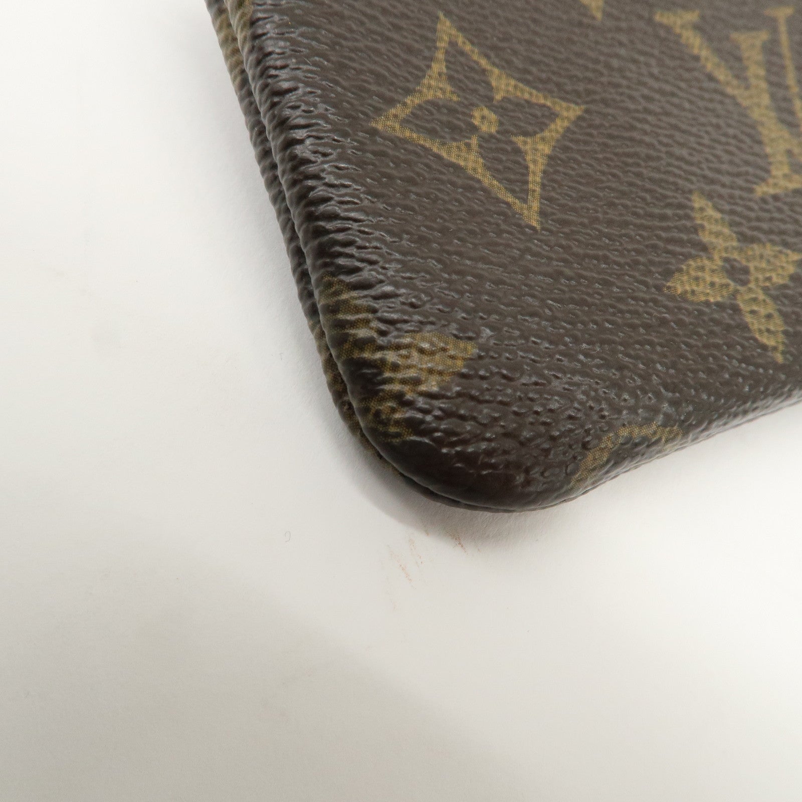 Louis Vuitton Monogram Pochette Cles Coin Case Key Case M62650