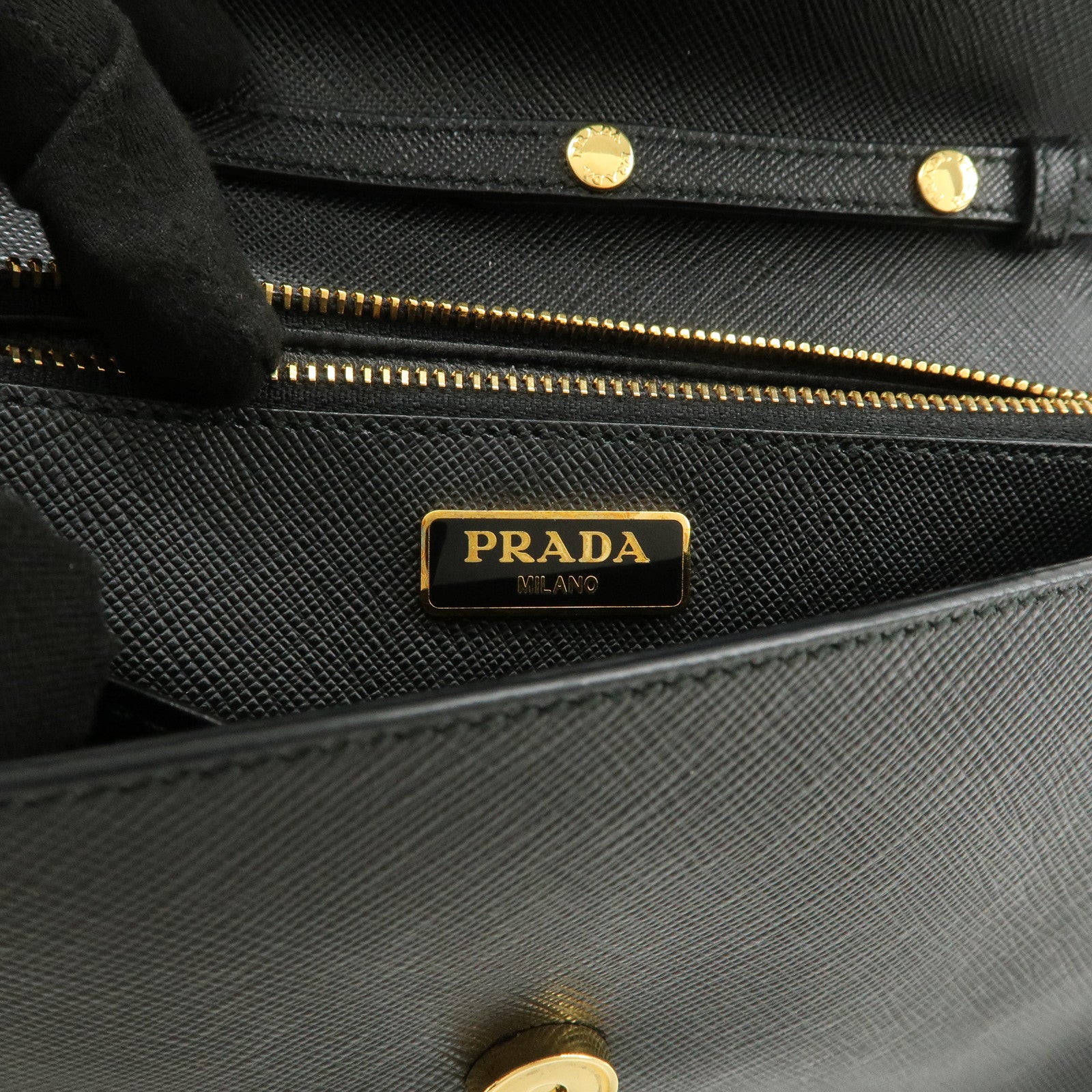PRADA Saffiano Leather Shoulder Wallet Shoulder Bag Black BT1019