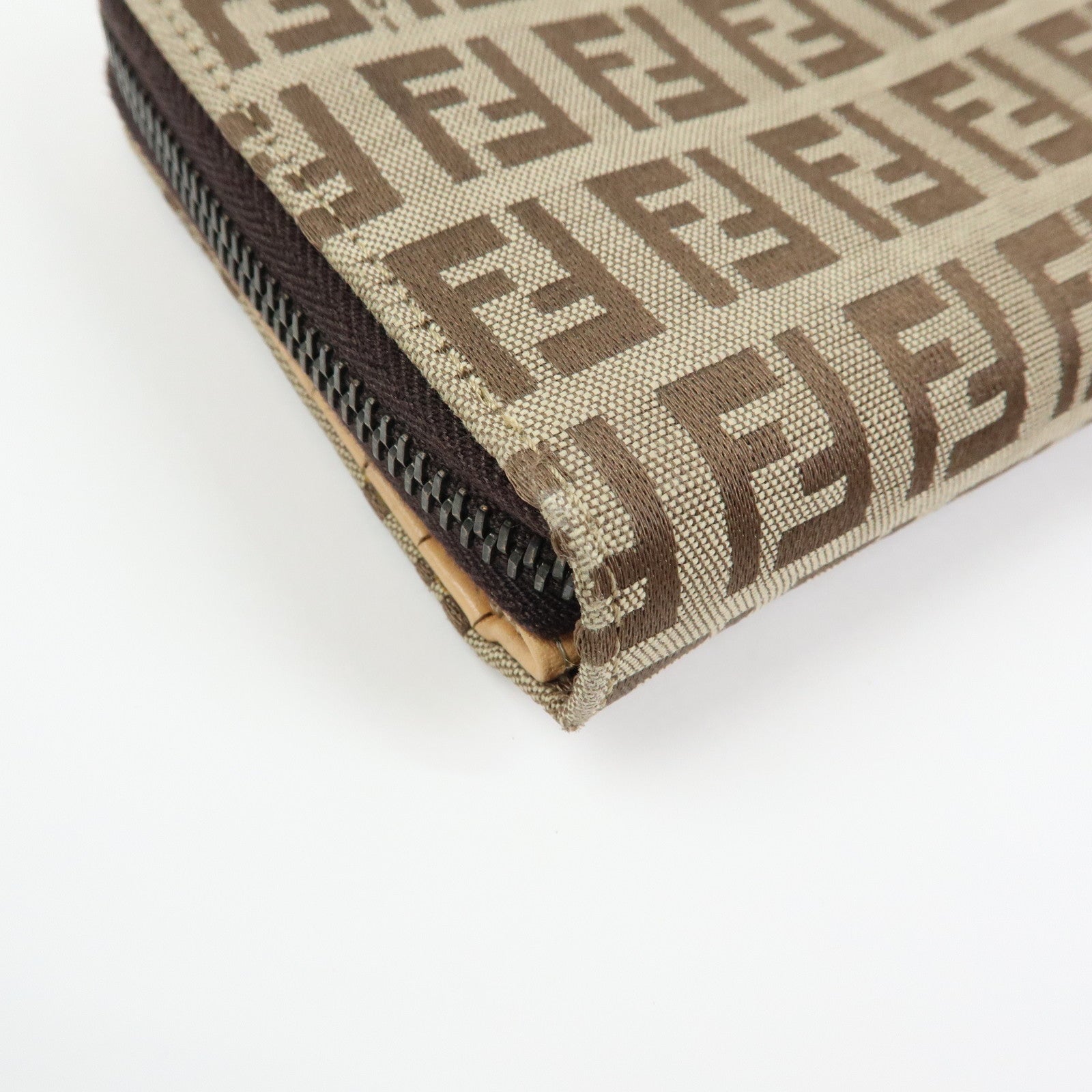 FENDI Zucchino Canvas Leather Compact Wallet Beige 8M0018