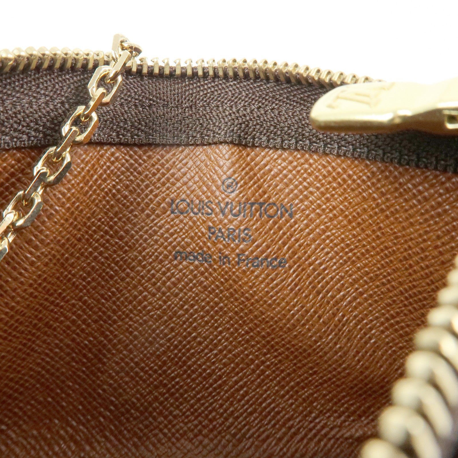 Louis Vuitton Monogram Pochette Cles Coin Case Key Case M62650