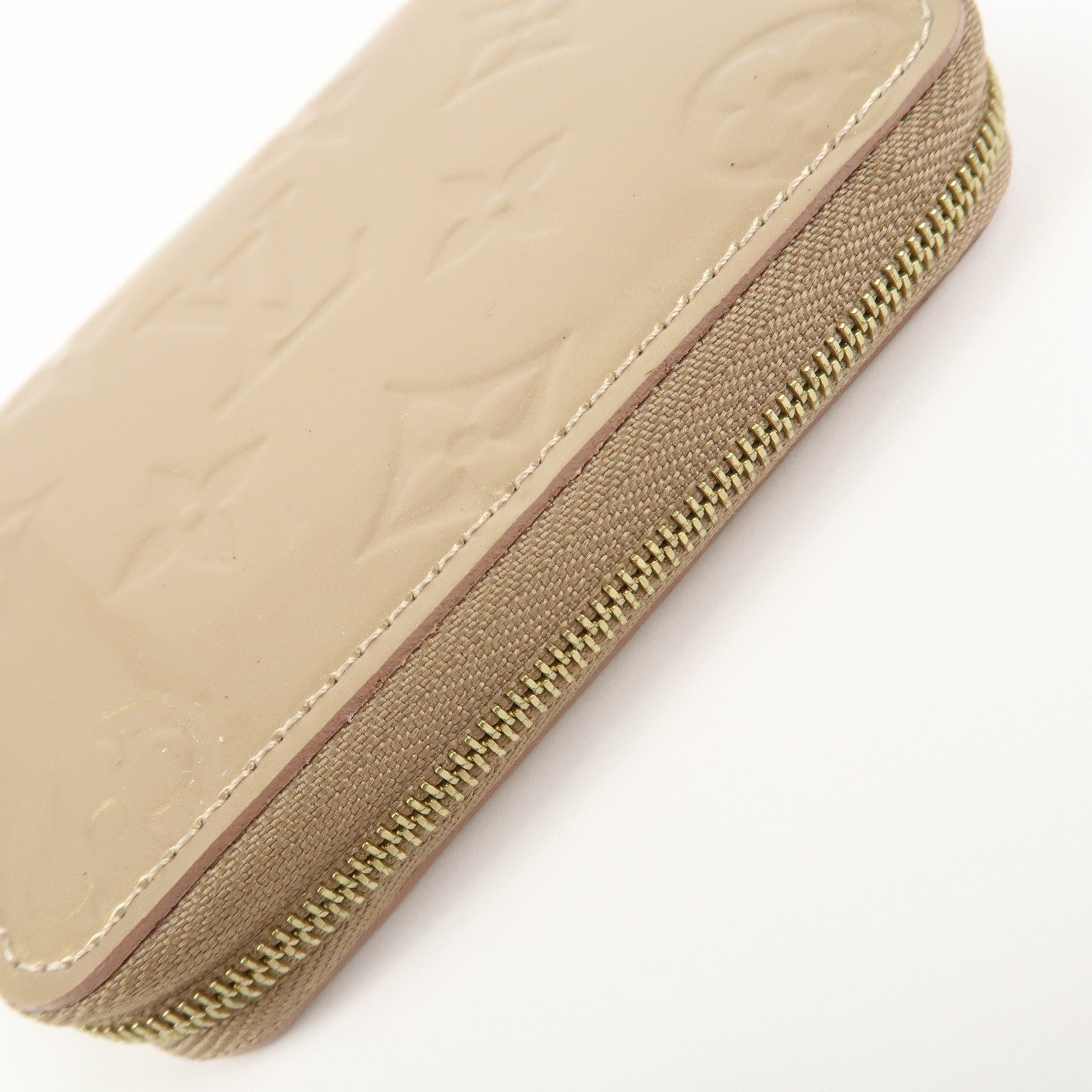 Louis Vuitton Monogram Vernis Round Zippy Coin Purse Beige M91762