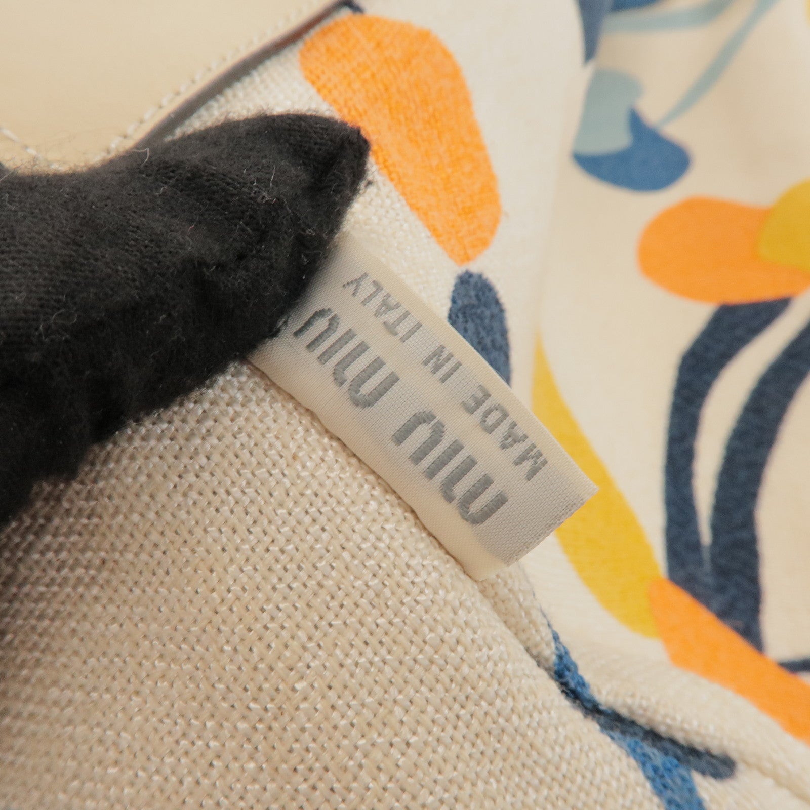 MIU MIU Madras Leather Canvas Reversible Hand Bag Ivory Black