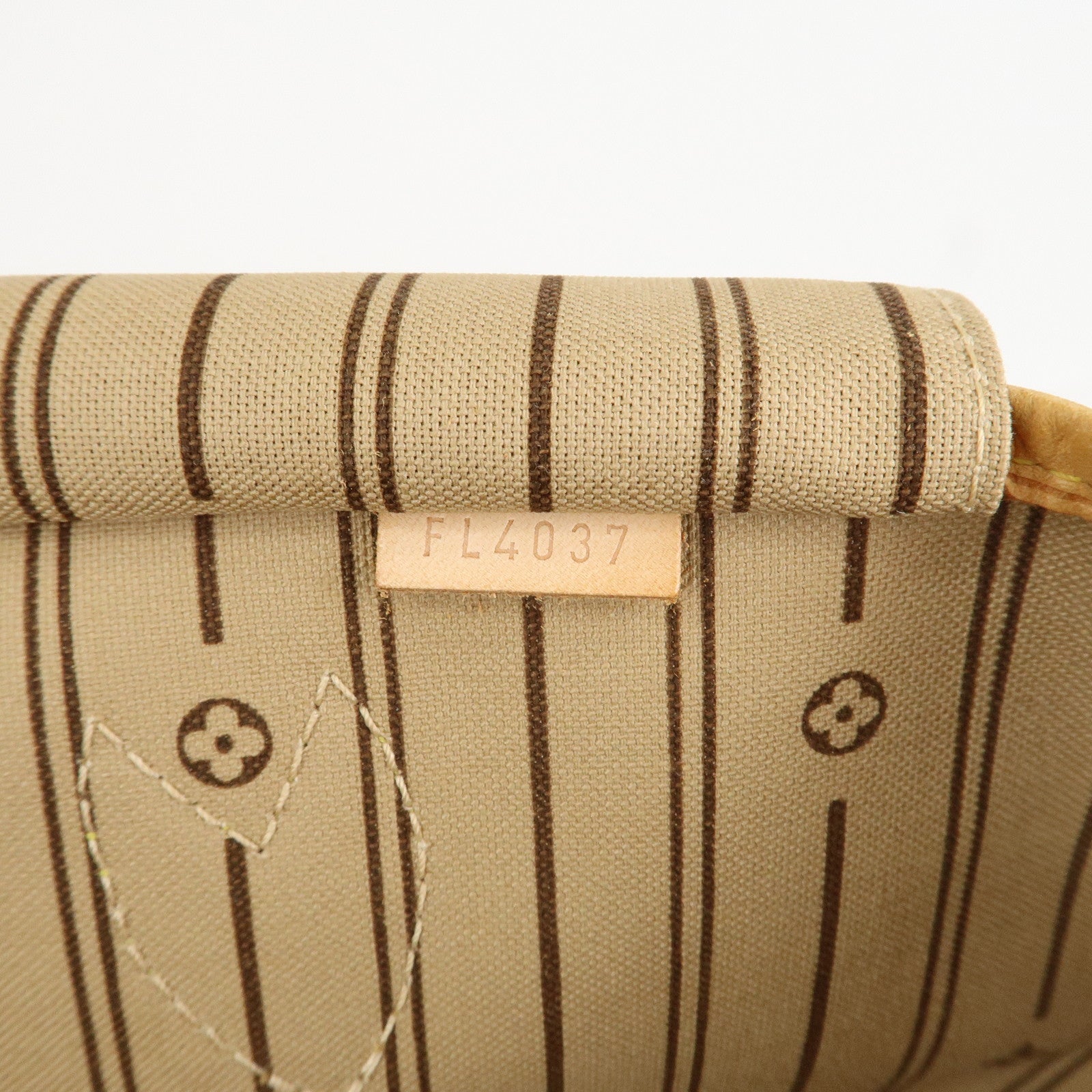 Louis Vuitton Monogram Neverfull GM Tote Bag Brown M40157