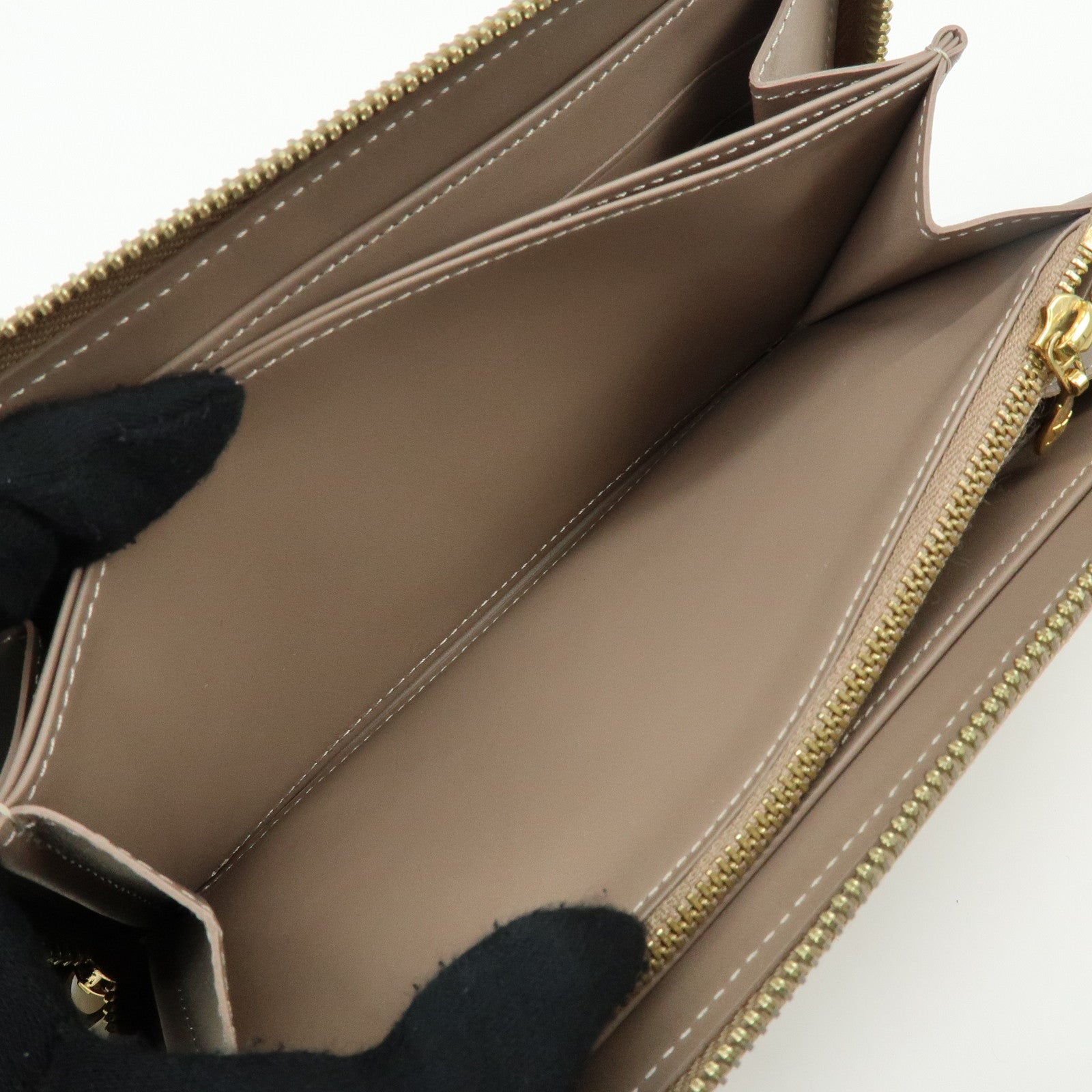 Louis Vuitton Monogram Vernis Round Zippy Long Wallet M91761