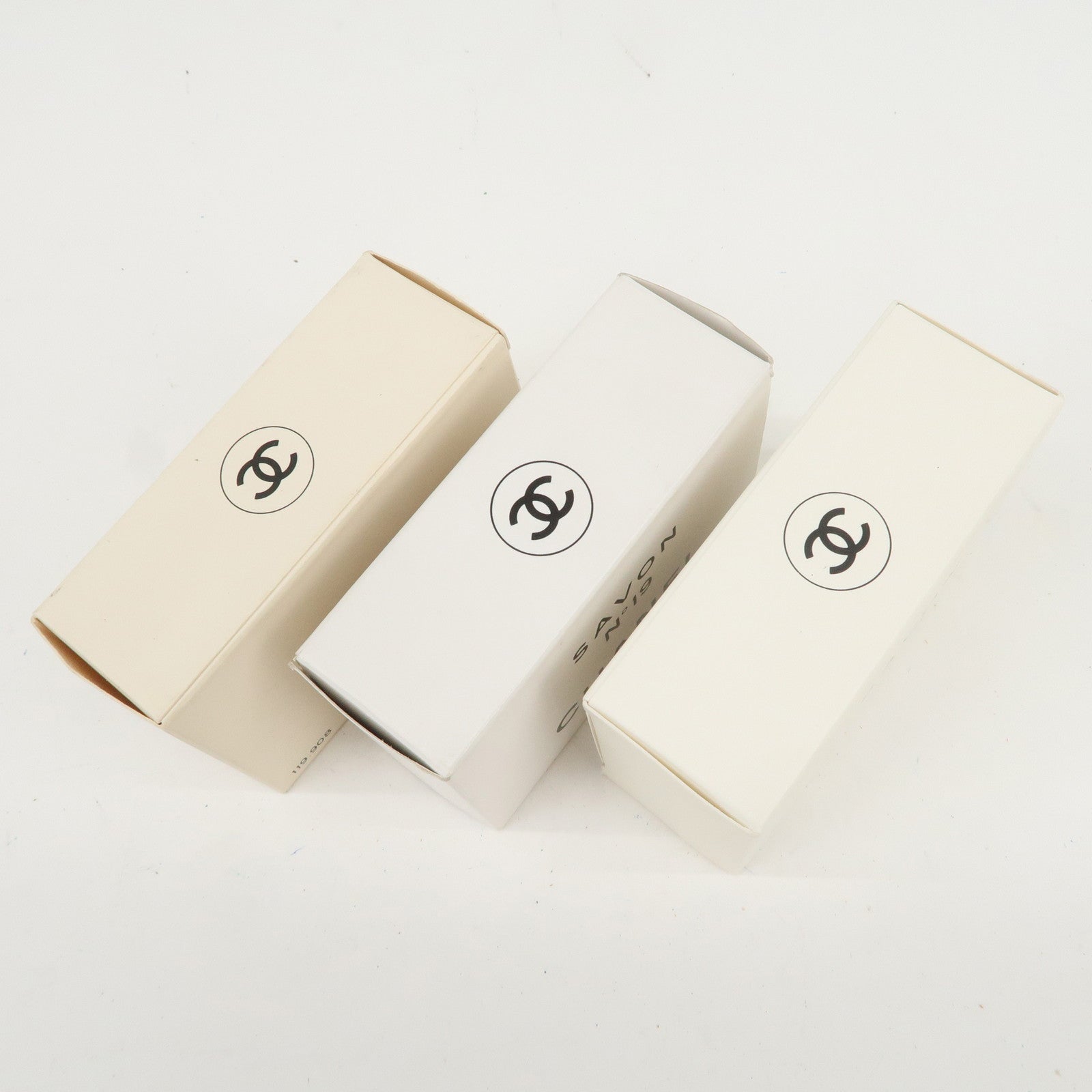 CHANEL Set of 5 Savon No5 No19 Bar Soap