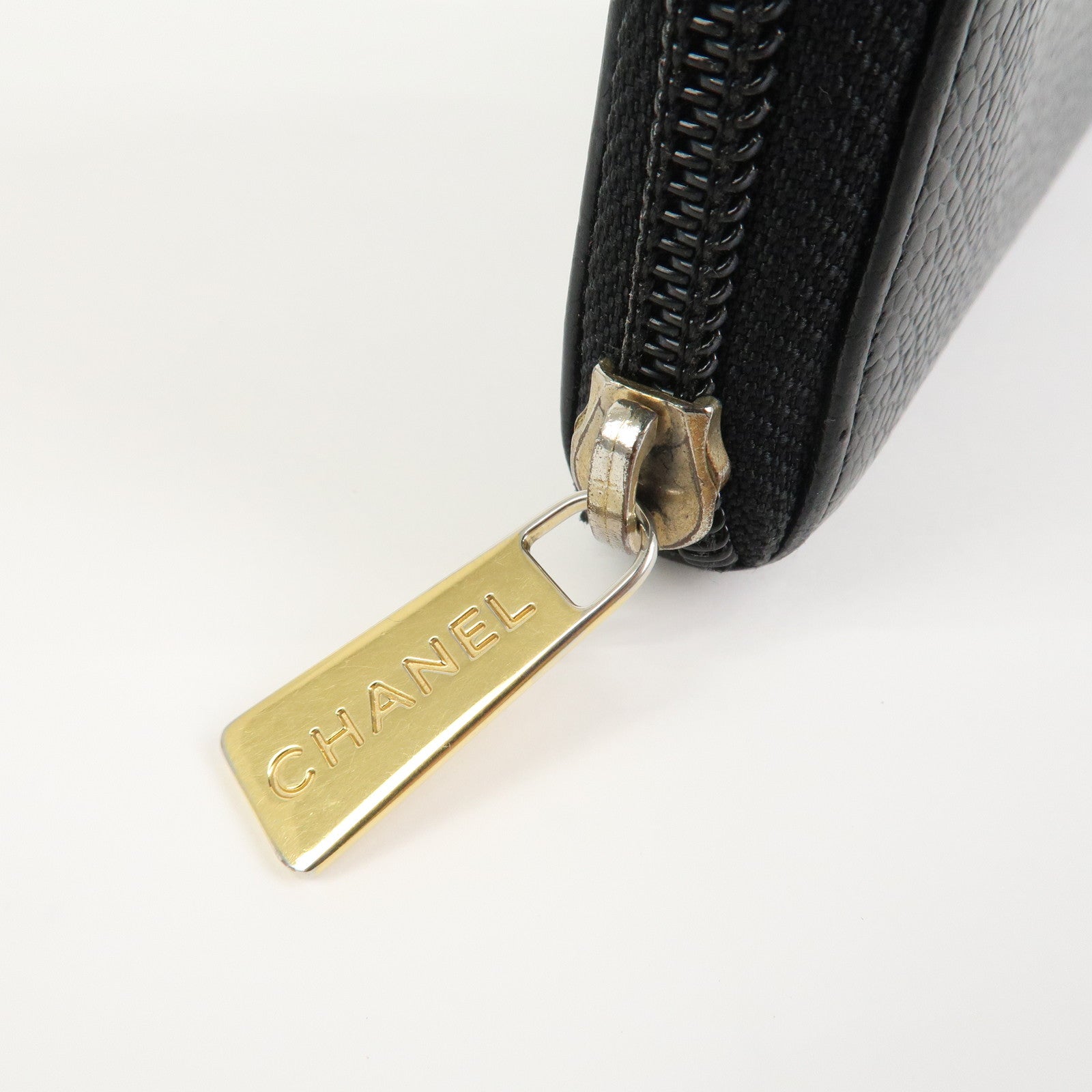 CHANEL COCO Mark Caviarskin Round Zippy Long Wallet Black A13228