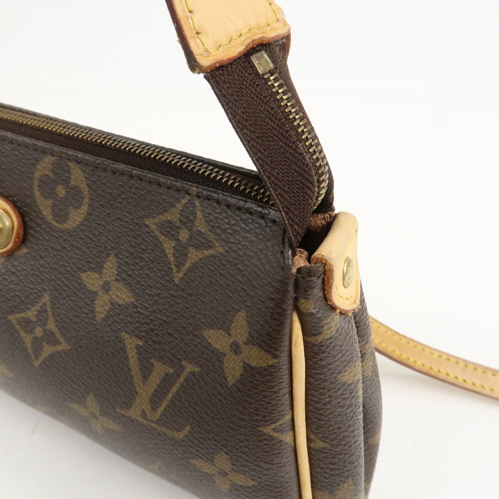 Louis Vuitton Monogram Eva 2Way Pouch Shoulder Bag M95567
