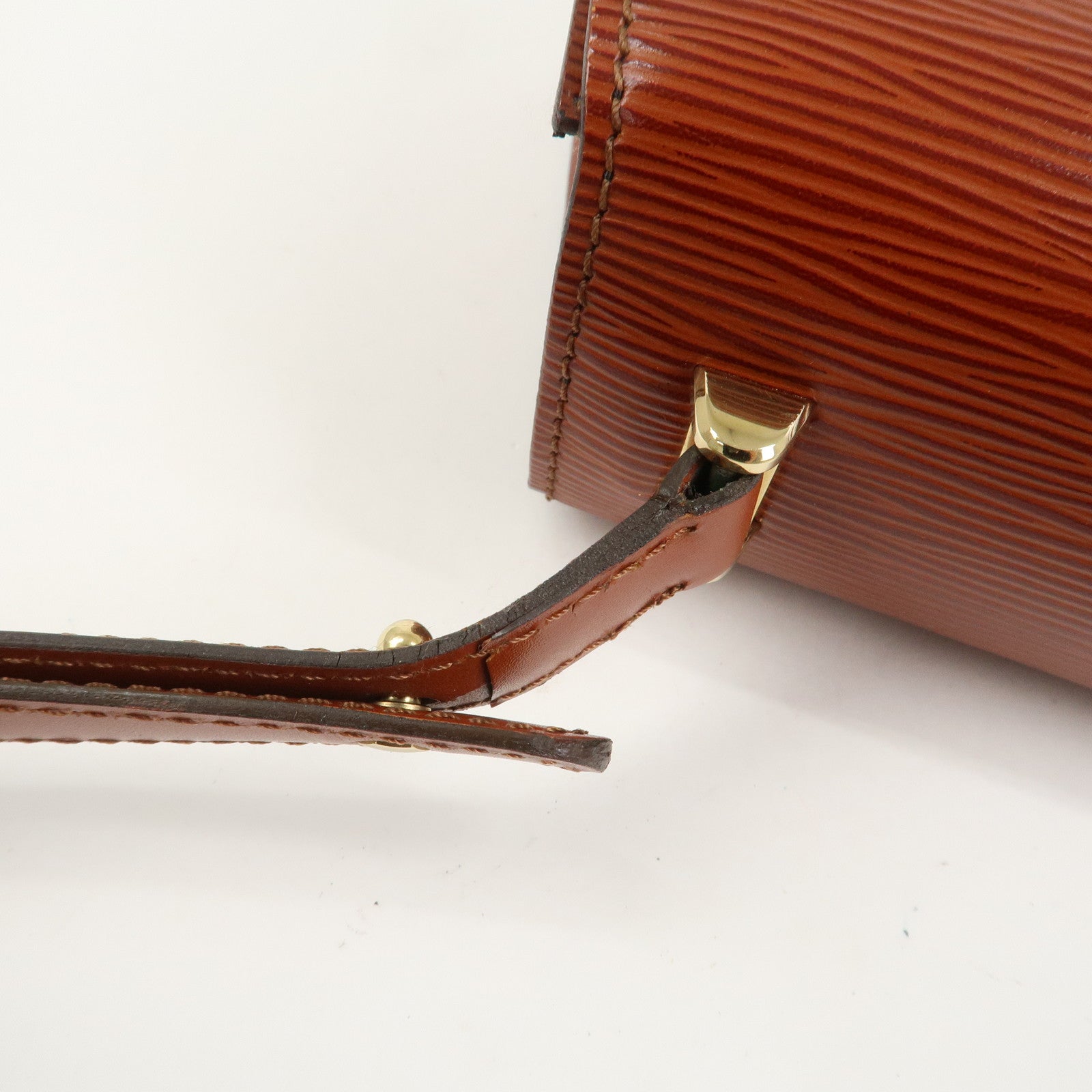 Louis Vuitton Epi Tilsit Shoulder Hand Bag Kenya Brown M52483