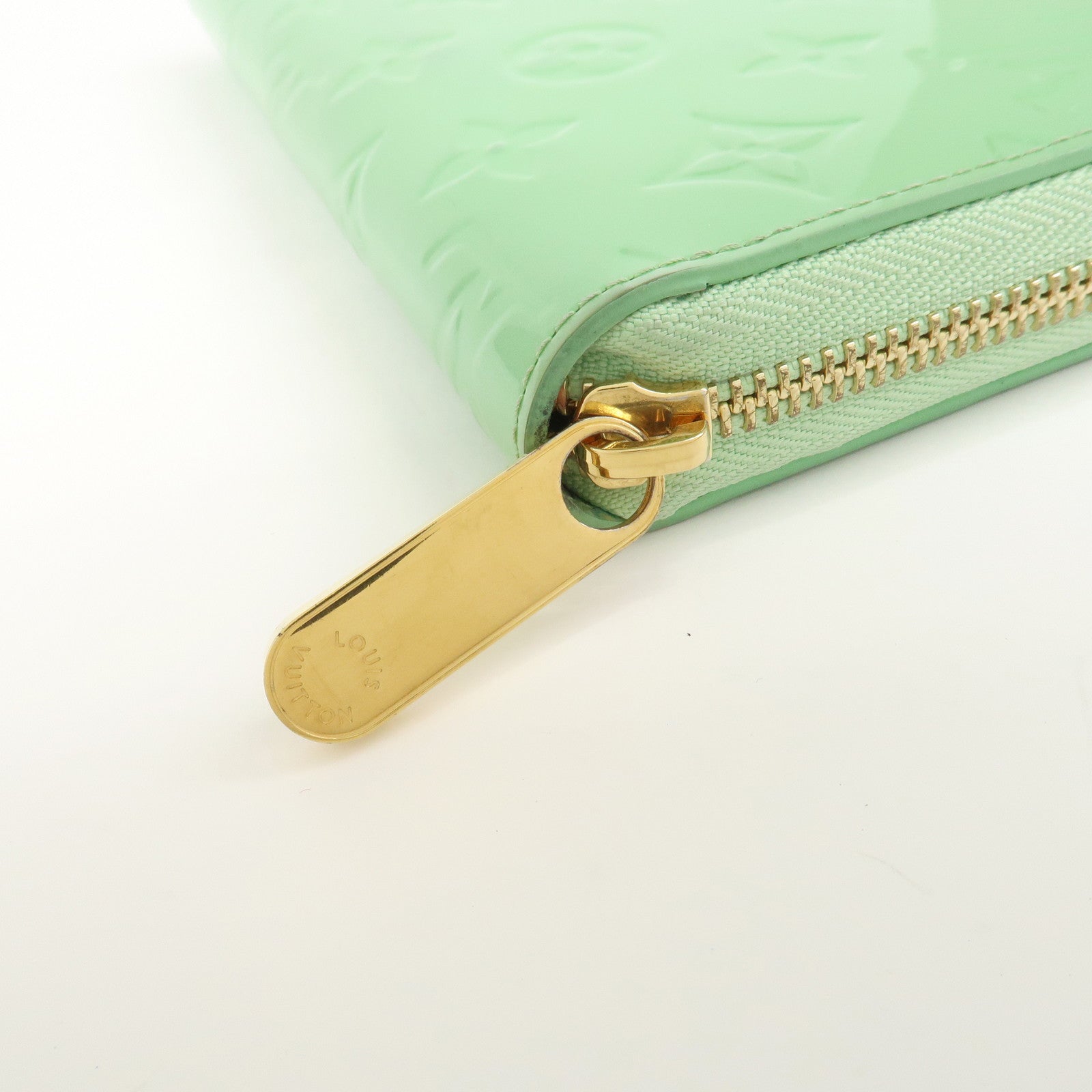 Louis Vuitton Monogram Vernis Zippy Wallet Gummy Apple M82065