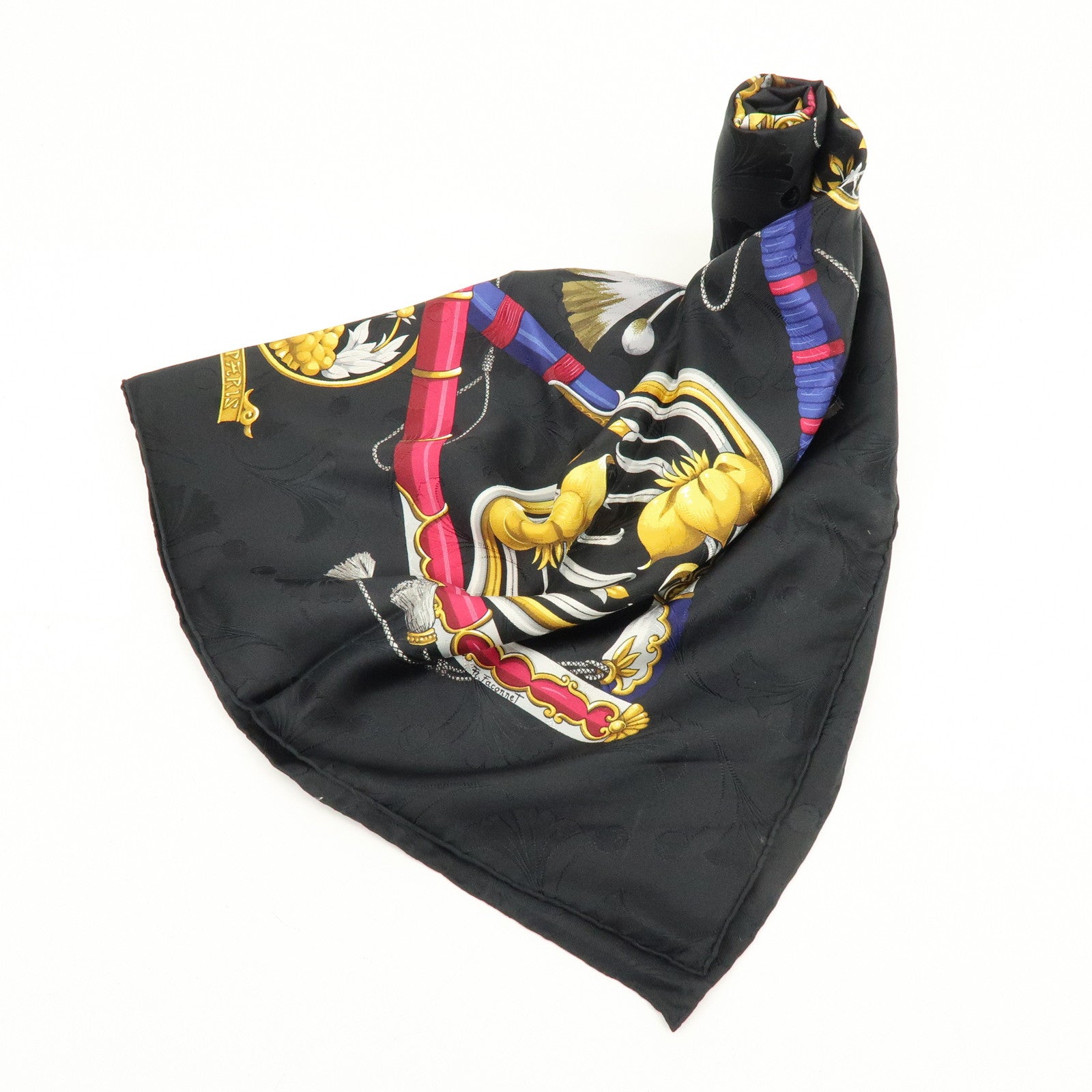 HERMES Carre 90 Silk 100% Scarf DAIMYO PRINCES DU SOLEIL LEVANT