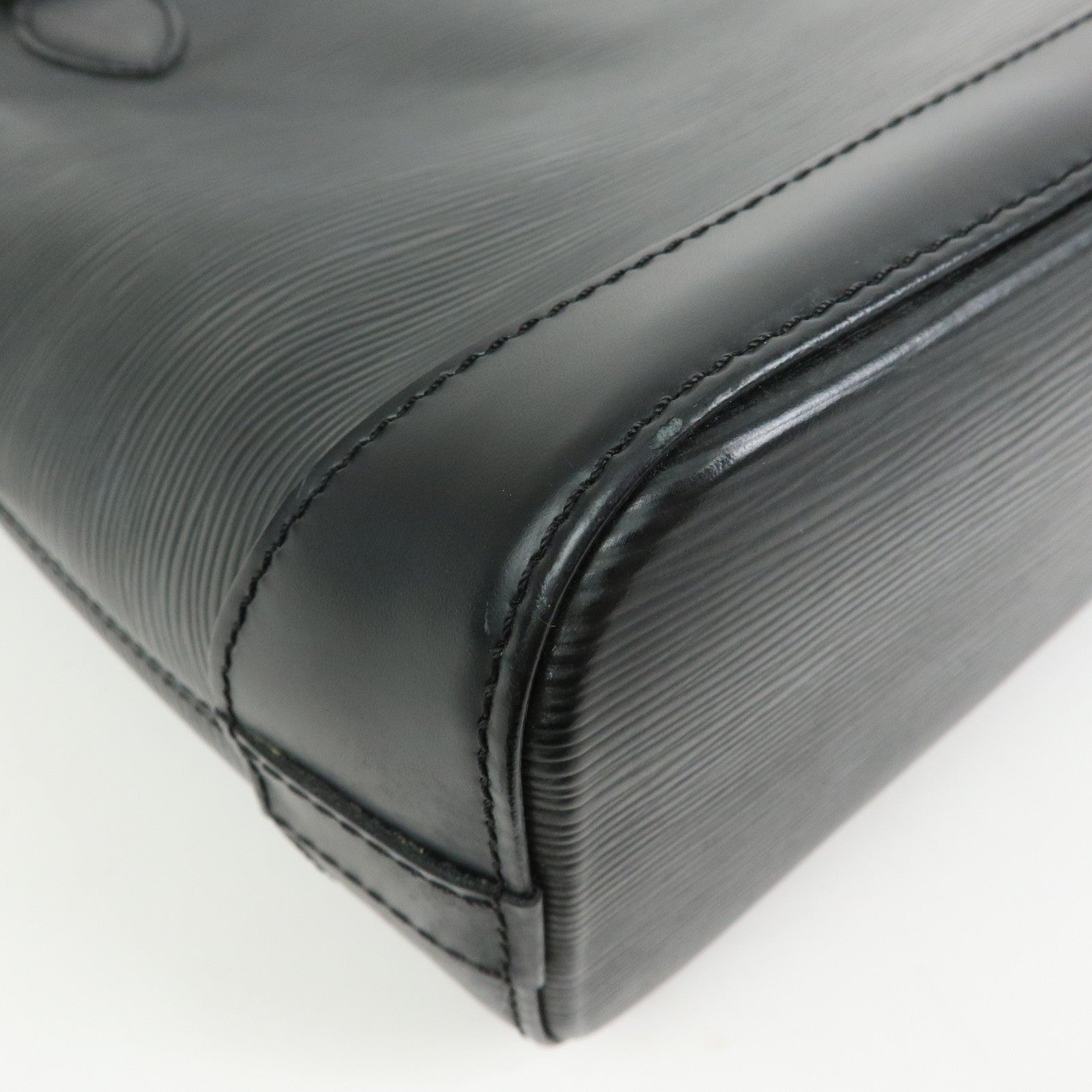 Louis Vuitton Epi Leather Lock It Hand Bag Noir M42292