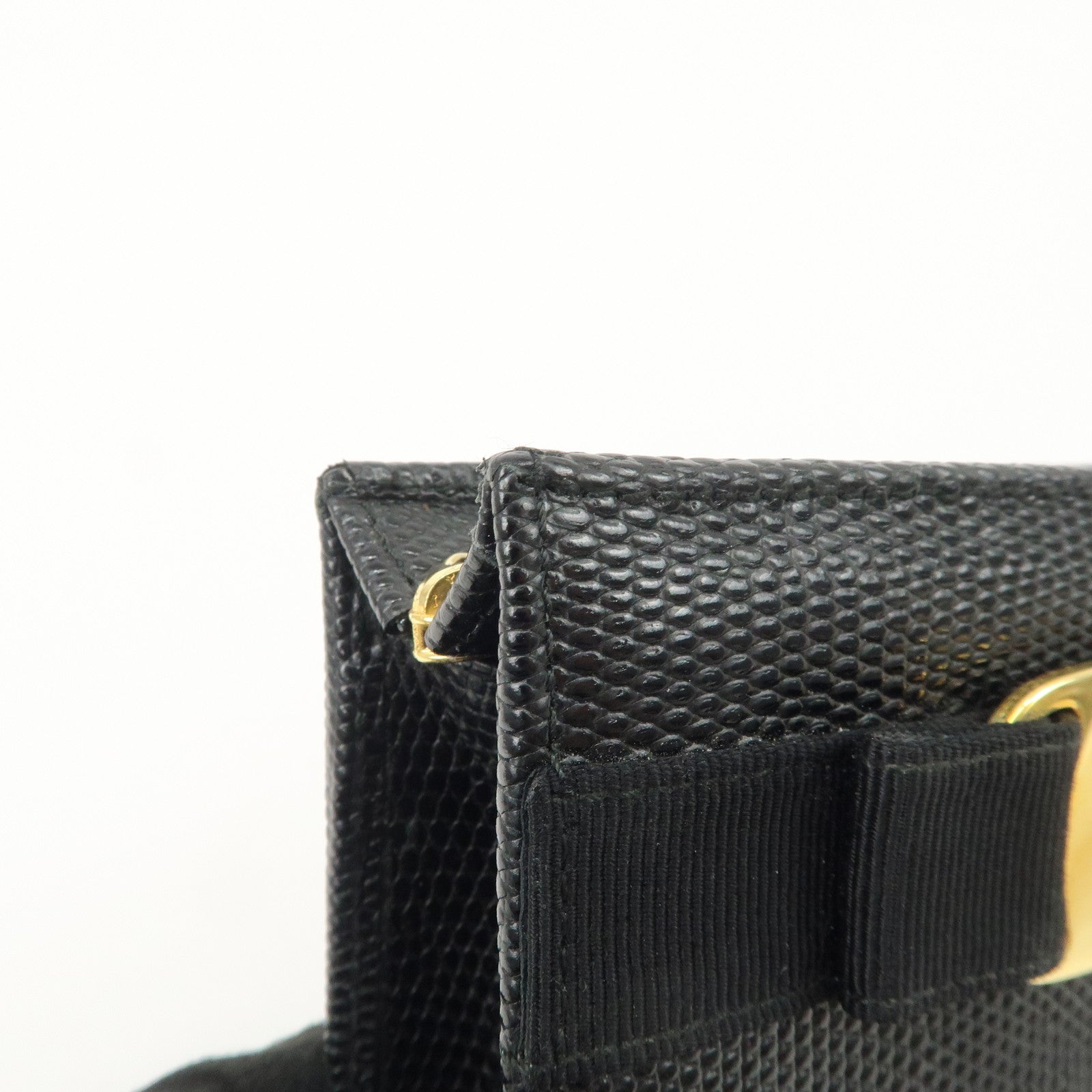 Ferragamo Vara Ribbon Leather Pouch Black