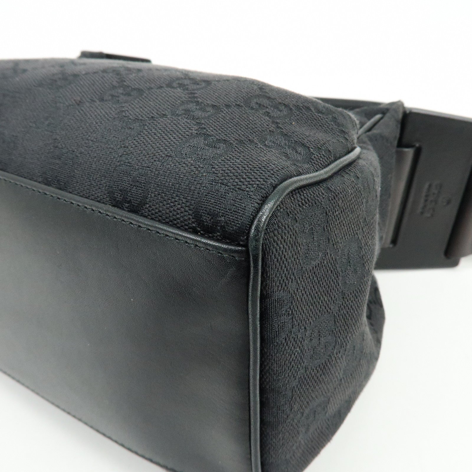 GUCCI GG Canvas Leather Shoulder Bag Hand Bag Black 92699