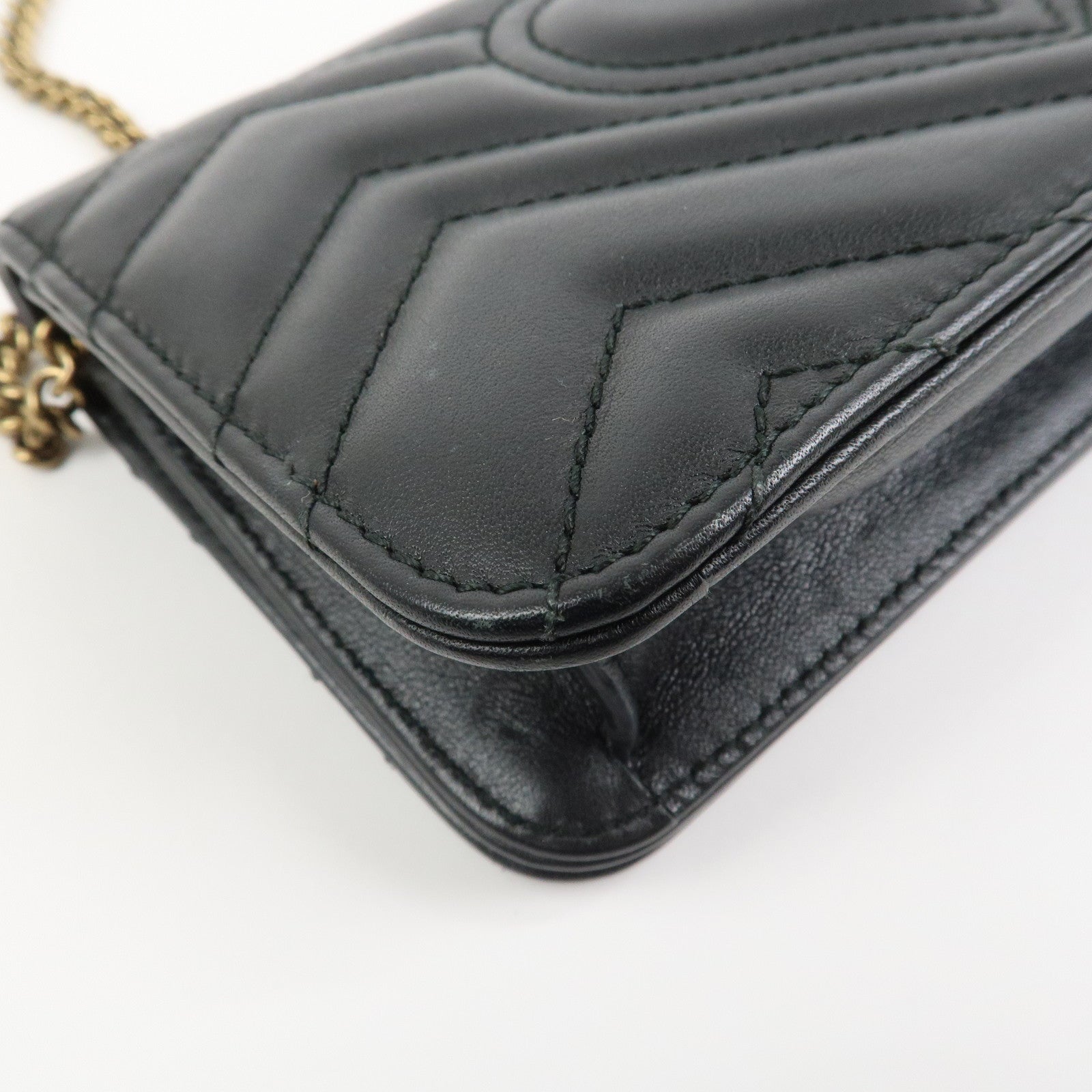 GUCCI GG Marmont Leather Chain Shoulder Bag Black Gold 488426