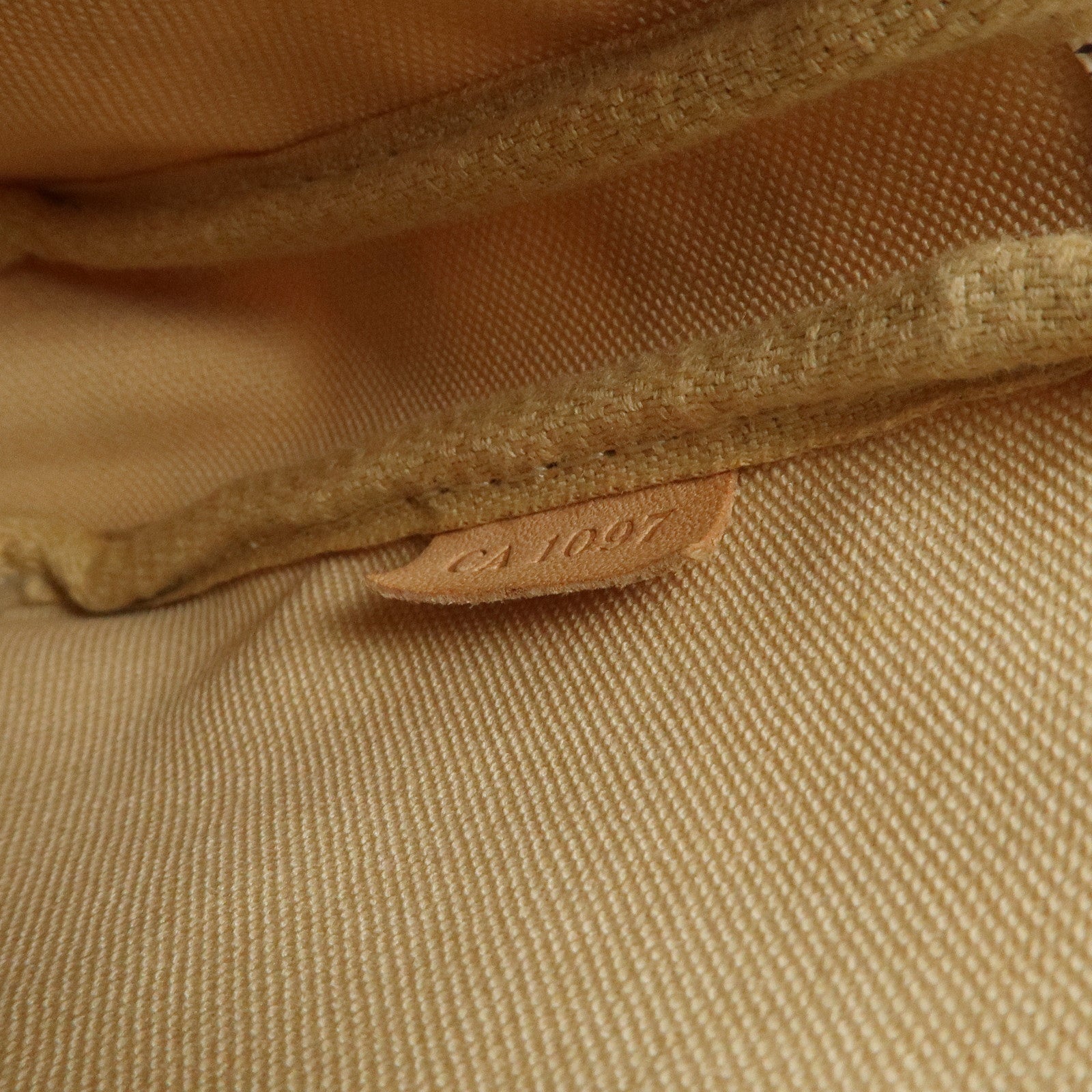 Louis Vuitton Damier Azur Pochette Accessoires Pouch N51986