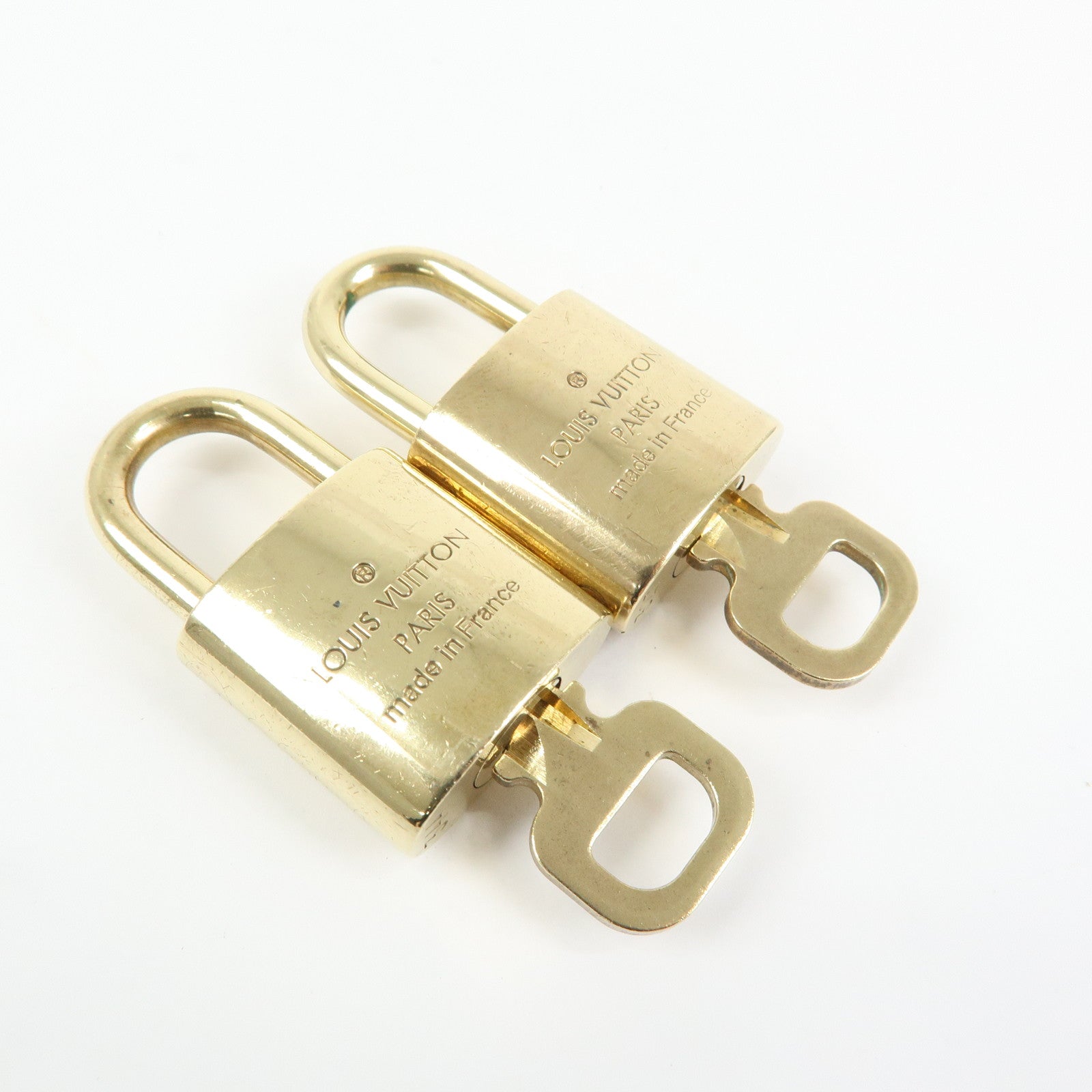 Louis Vuitton Set of 10 Lock & Key Cadena Key Lock Used