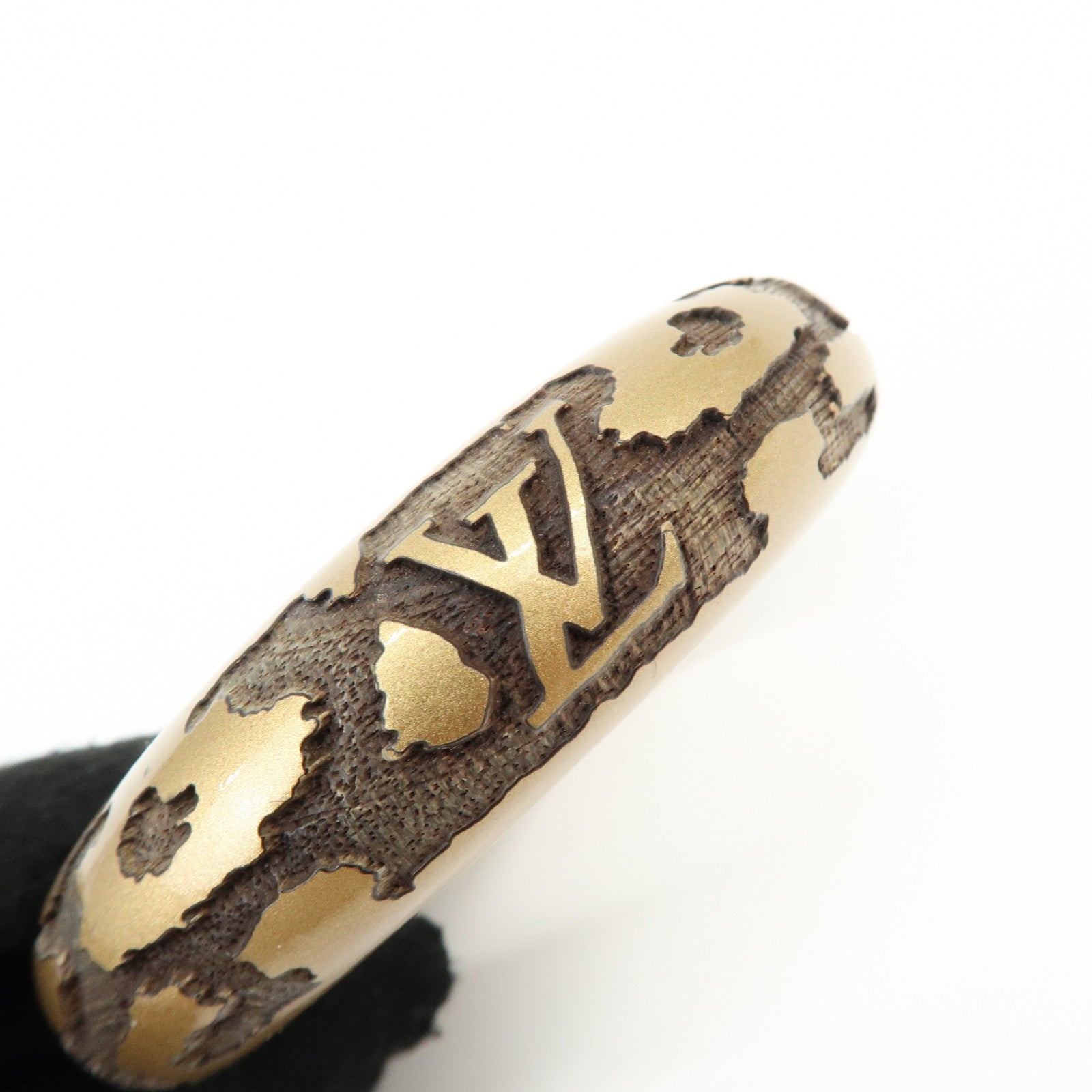 Louis Vuitton Leo Monogram Wood Lacquer Bangle Bracelet M65964