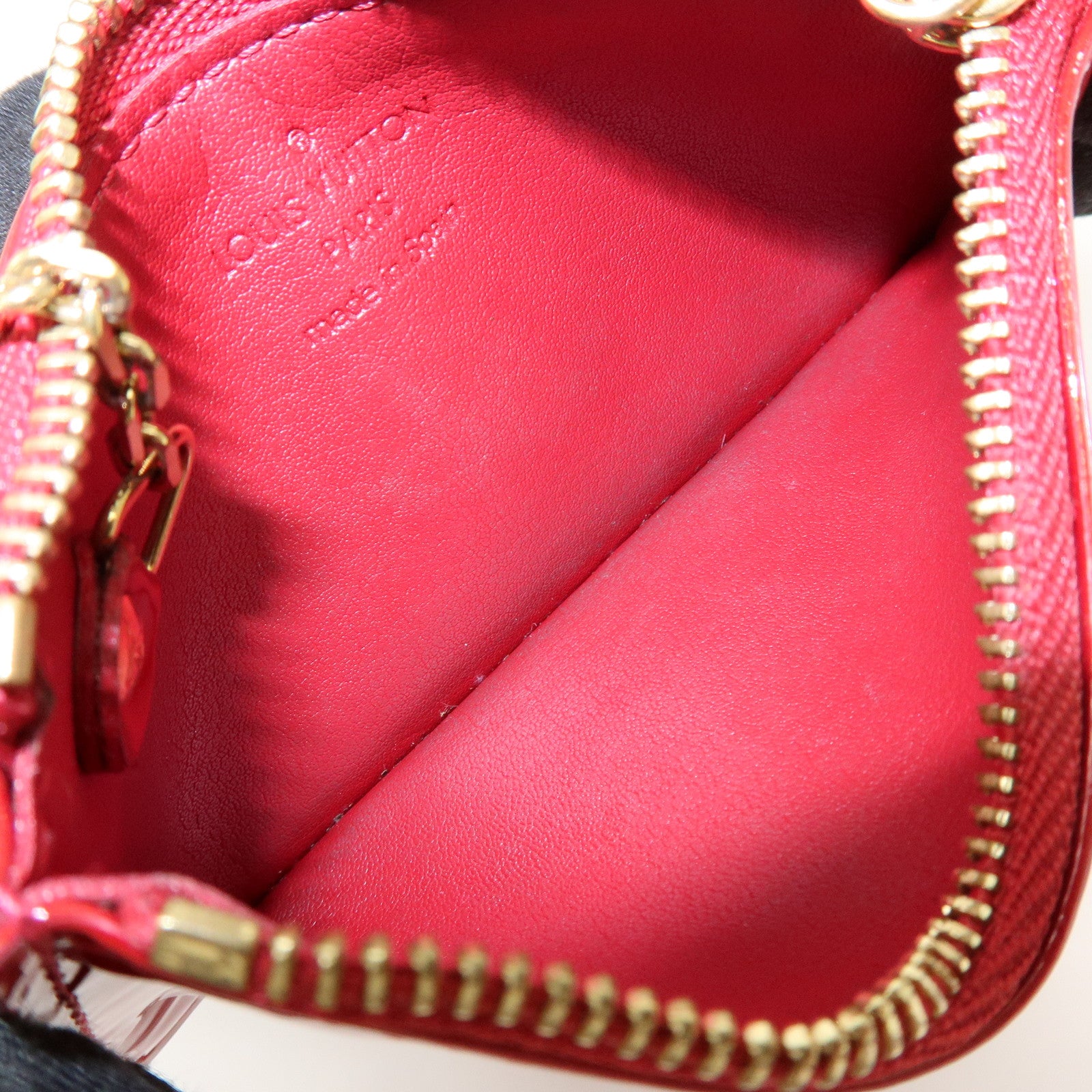 Louis Vuitton Monogram Vernis Pochette Cles Coin Case Red M91977