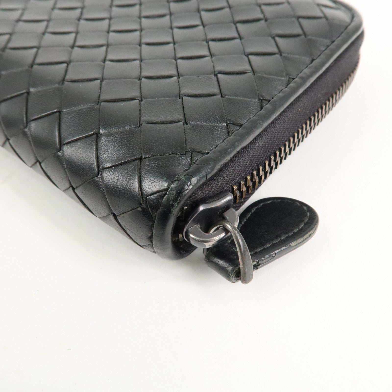 BOTTEGA VENETA Intrecciato Leather Round Zippy Wallet Black 114076 Used