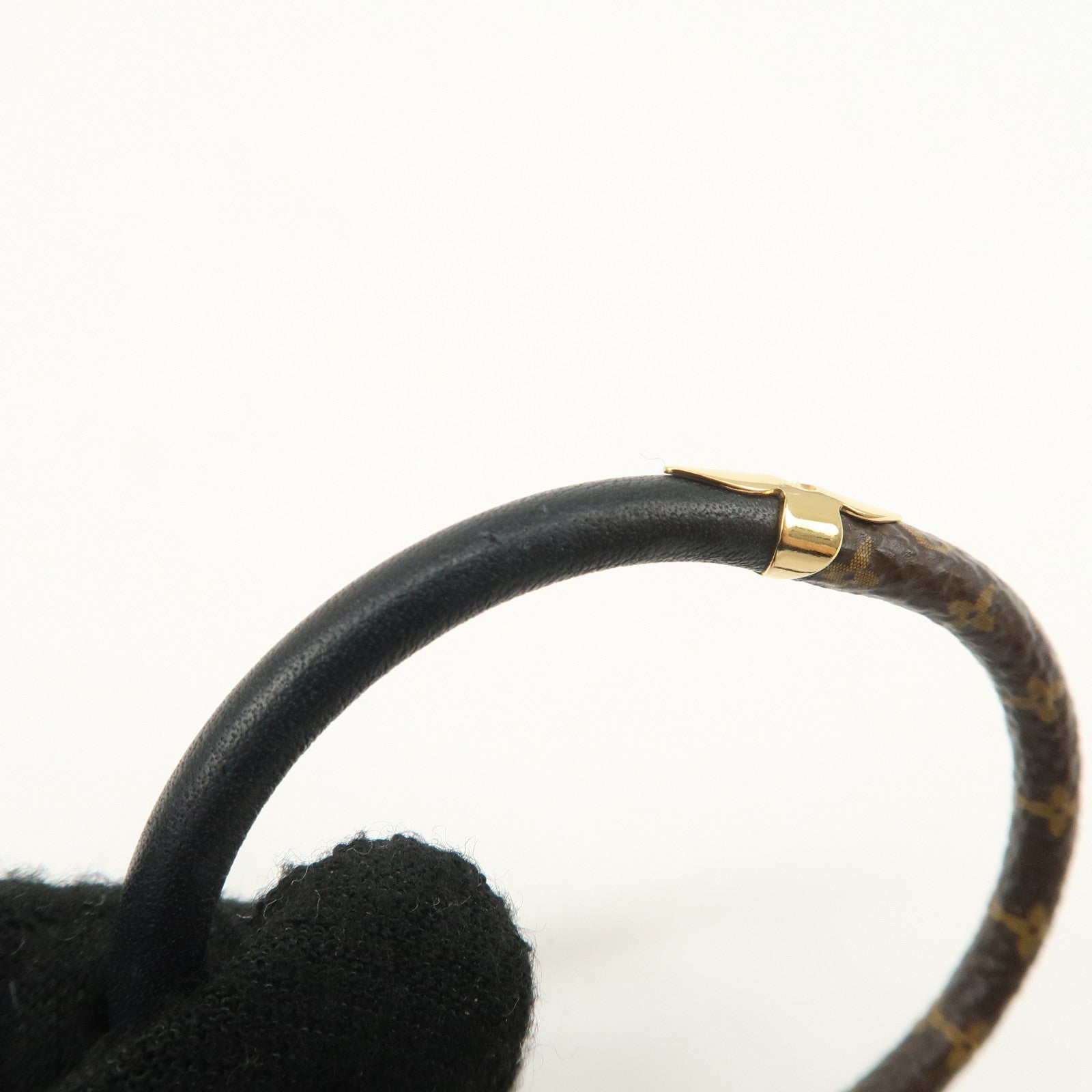 Louis Vuitton Monogram Bracelet Daily Confidential Canvas #17 M8276F Used