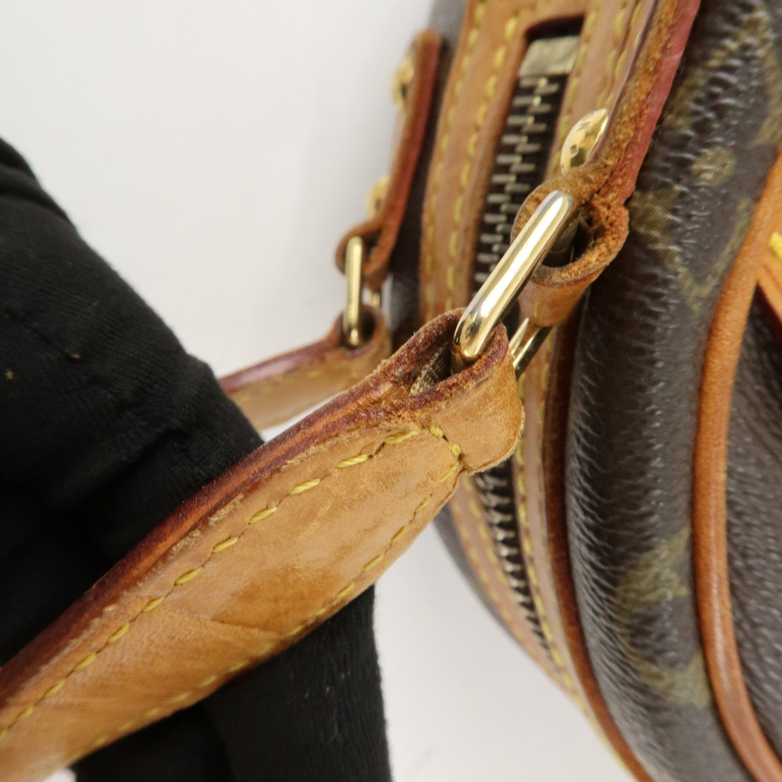 Louis Vuitton Monogram Canvas Clara Hand Bag Shoulder Bag M40057