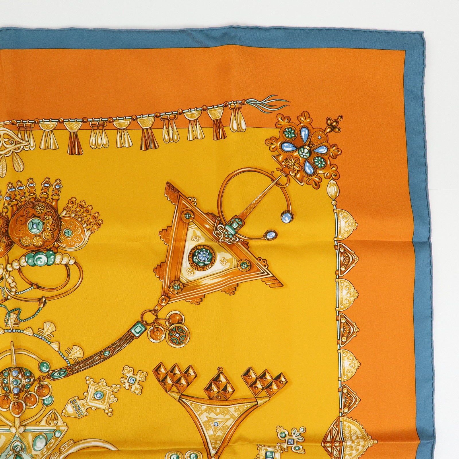 HERMES Carre 90 Silk 100% PARURES DES SABLES Scarf Orange