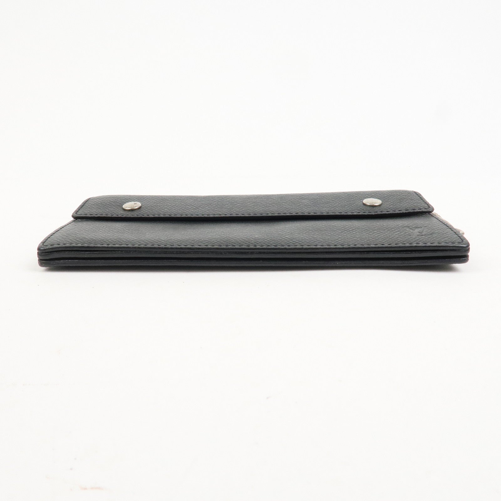Louis Vuitton Taiga Portefeuille Accordion Wallet Ardoise M30992