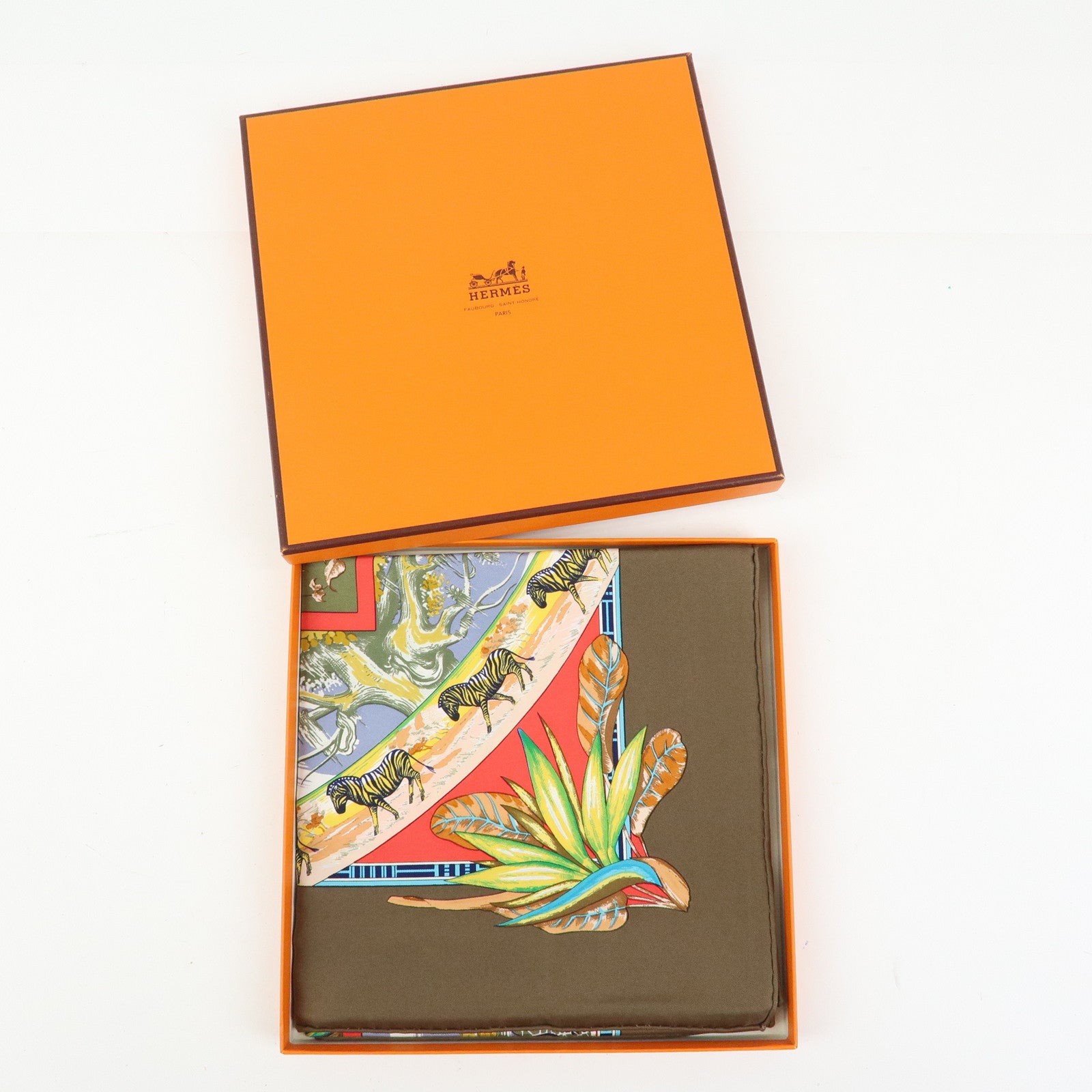 HERMES Carre 90 Silk 100% Scarf TROPIOUES Brown