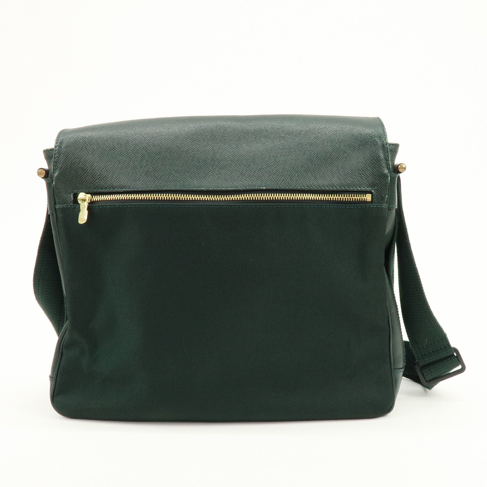 Louis Vuitton Taiga Victor Shoulder Bag Crossbody Bag Epicea M30144