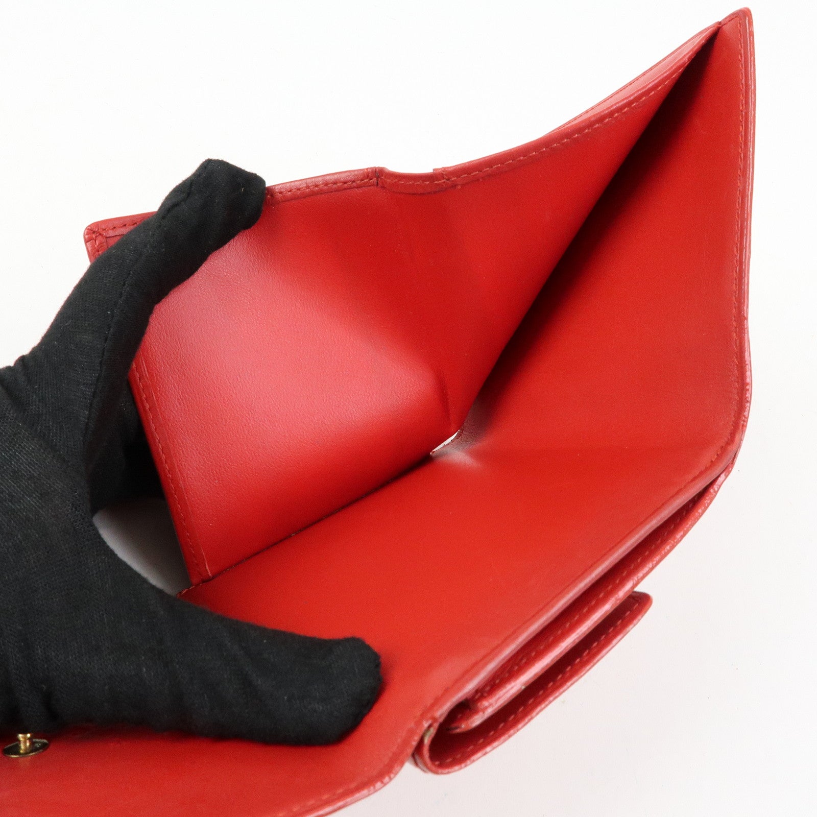 Louis Vuitton Vernis Leather Porte‑Monnaie Cartes Crédit Red M91169