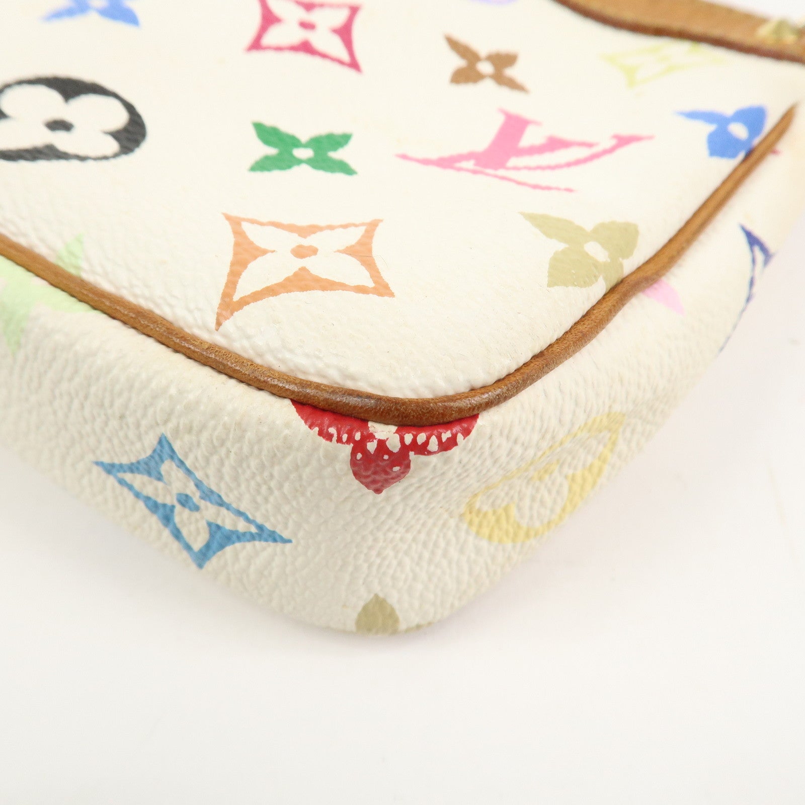 Louis Vuitton Monogram Multicolor Pochette Accessoires Blanc M92649