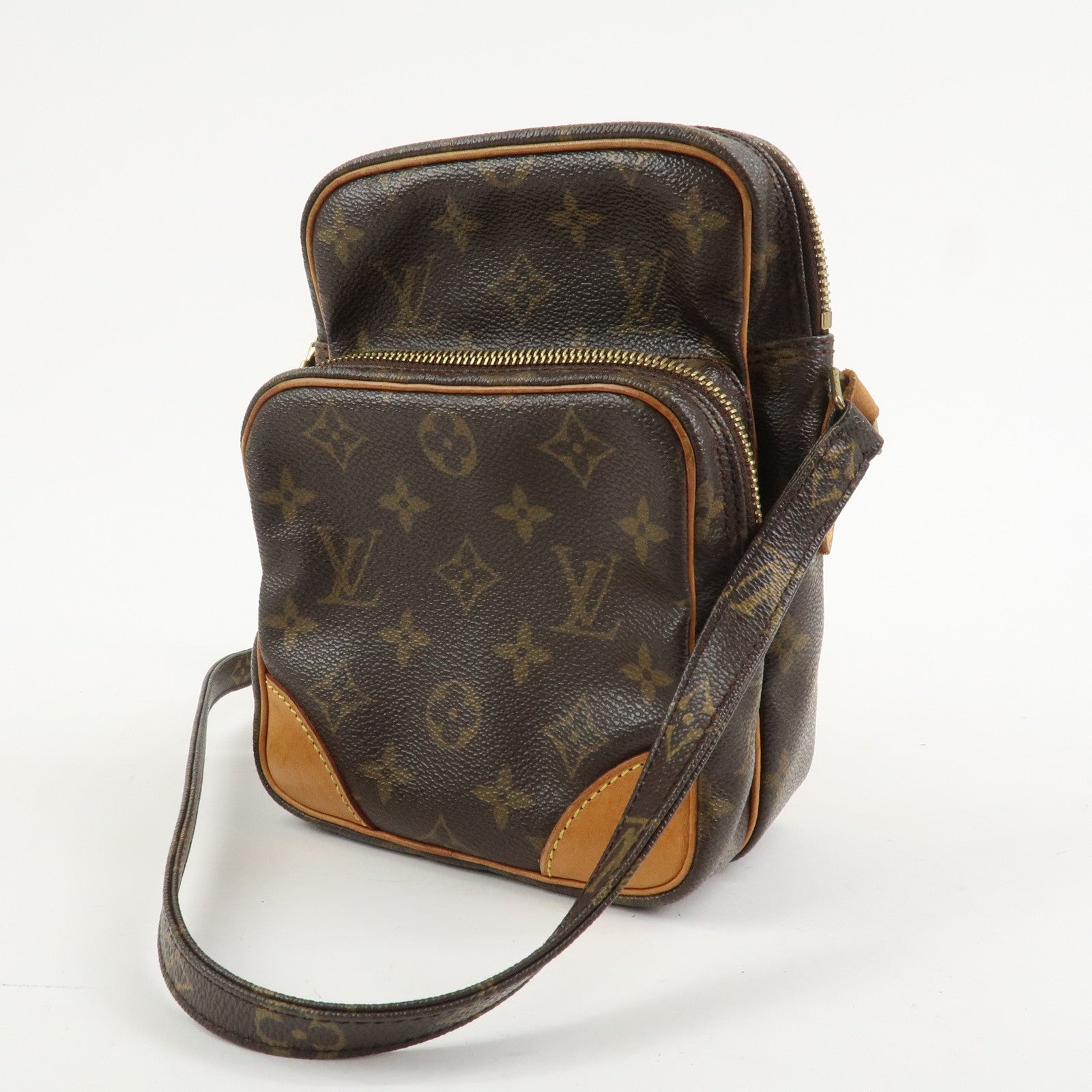 Louis Vuitton Monogram Amazone Shoulder Bag Crossbody Bag M45236