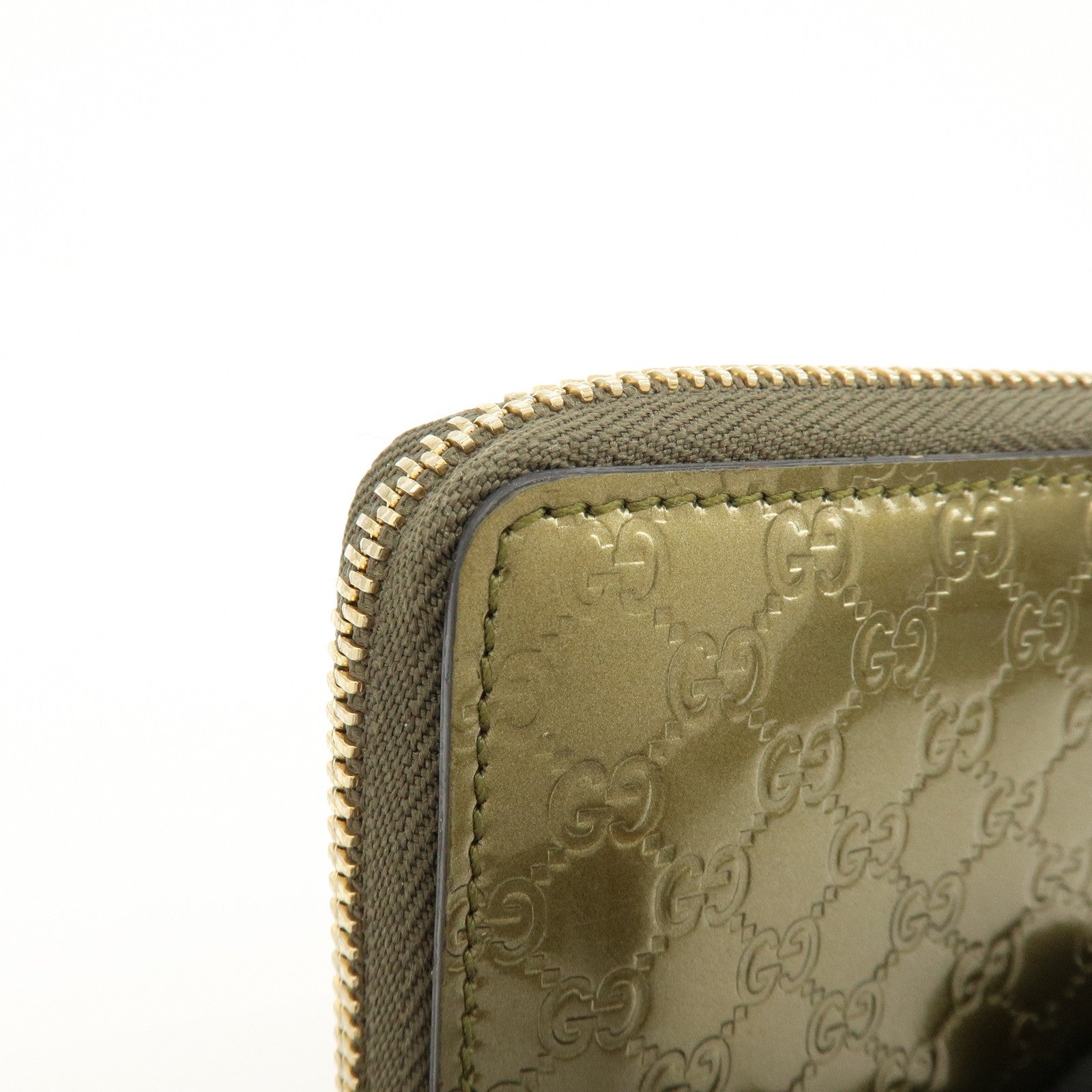 GUCCI Microguccissima Leather Round Zippy Coin Case Khaki 255452