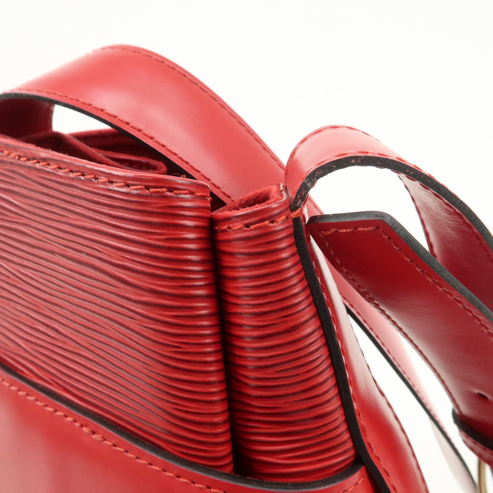 Louis Vuitton Epi Sac de Paul Shoulder Bag Castilian Red M80207