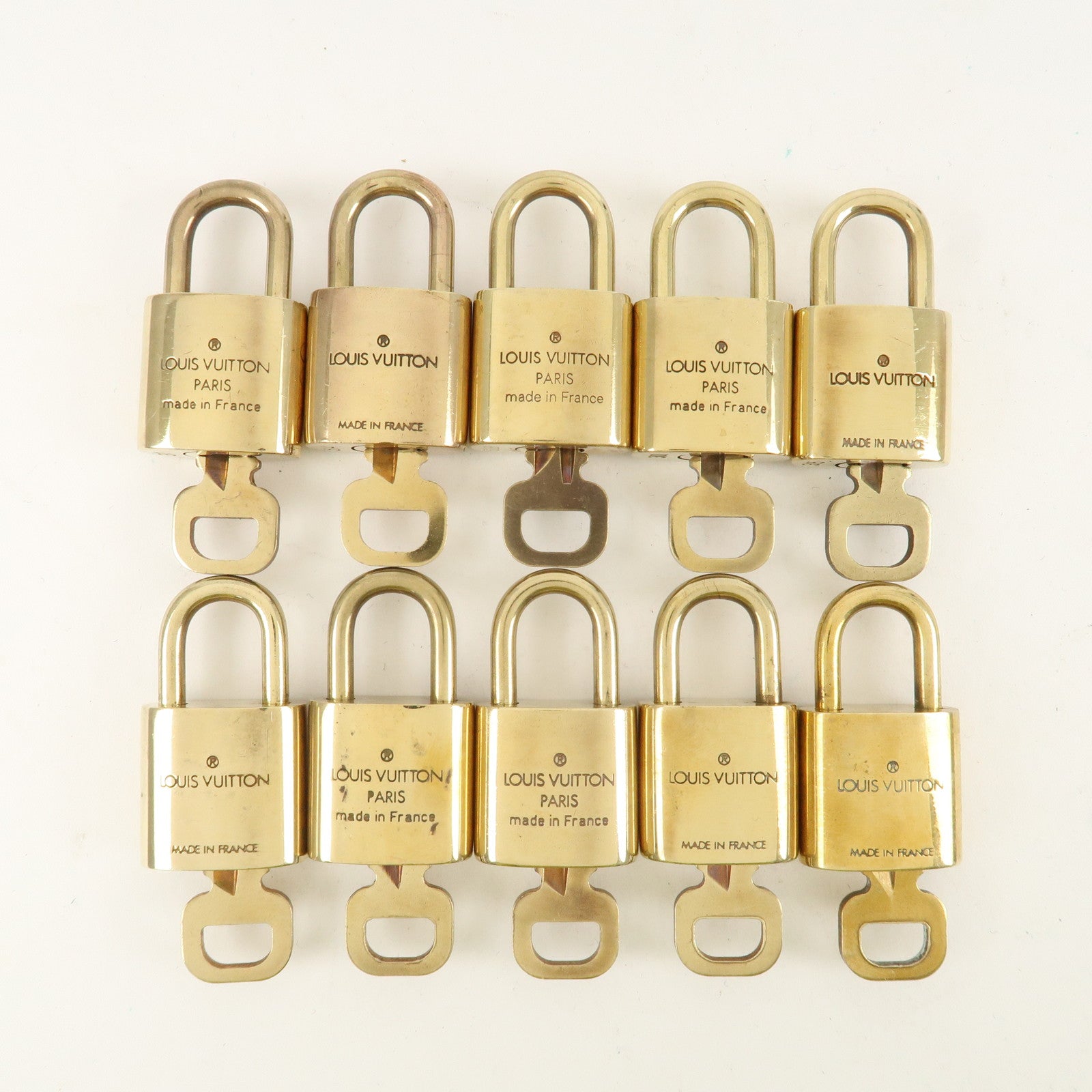 Louis Vuitton Set of 10 Lock & Key Cadena Key Lock Metal Gold Used
