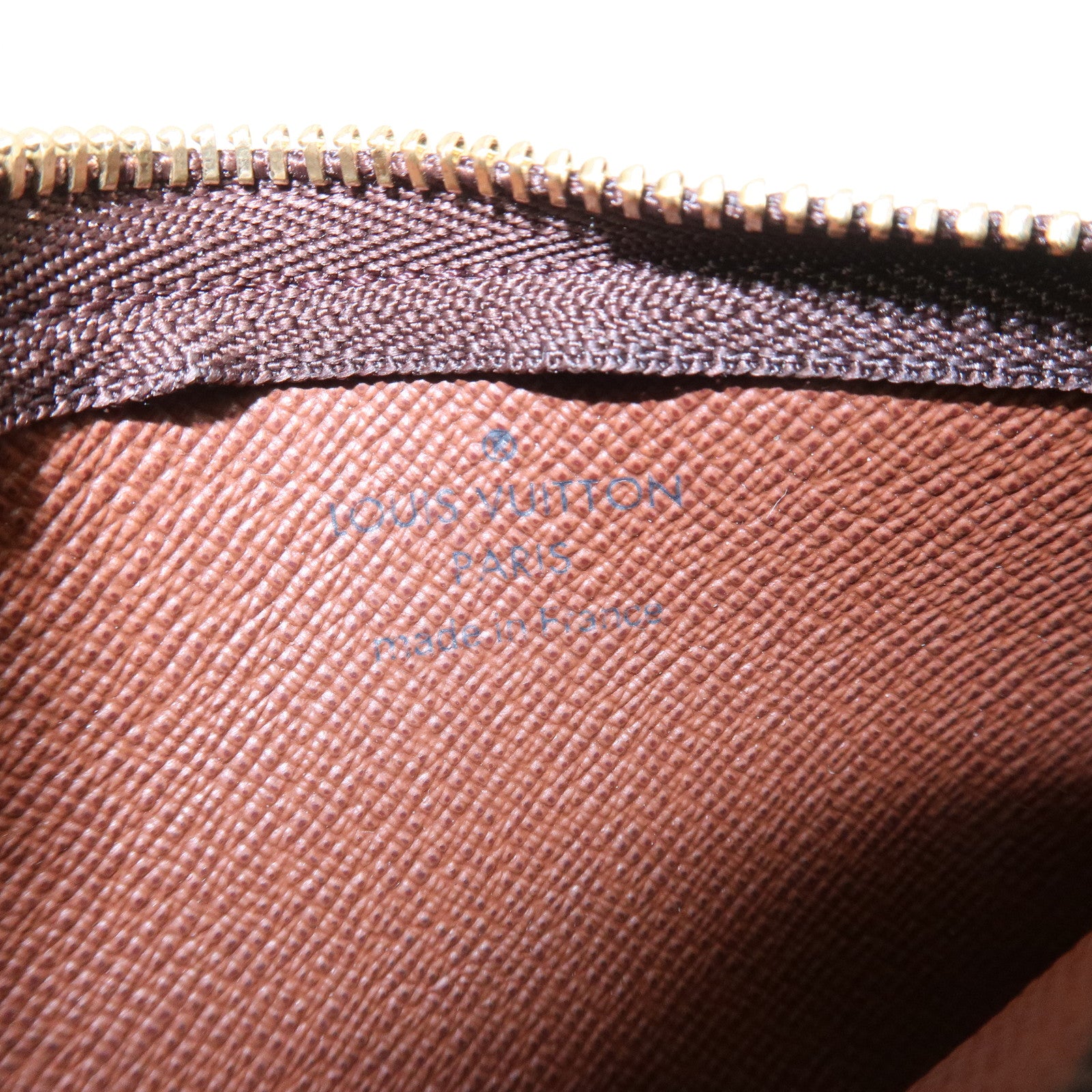 Louis Vuitton Monogram Pochette Cles Coin Case Key Case M62650