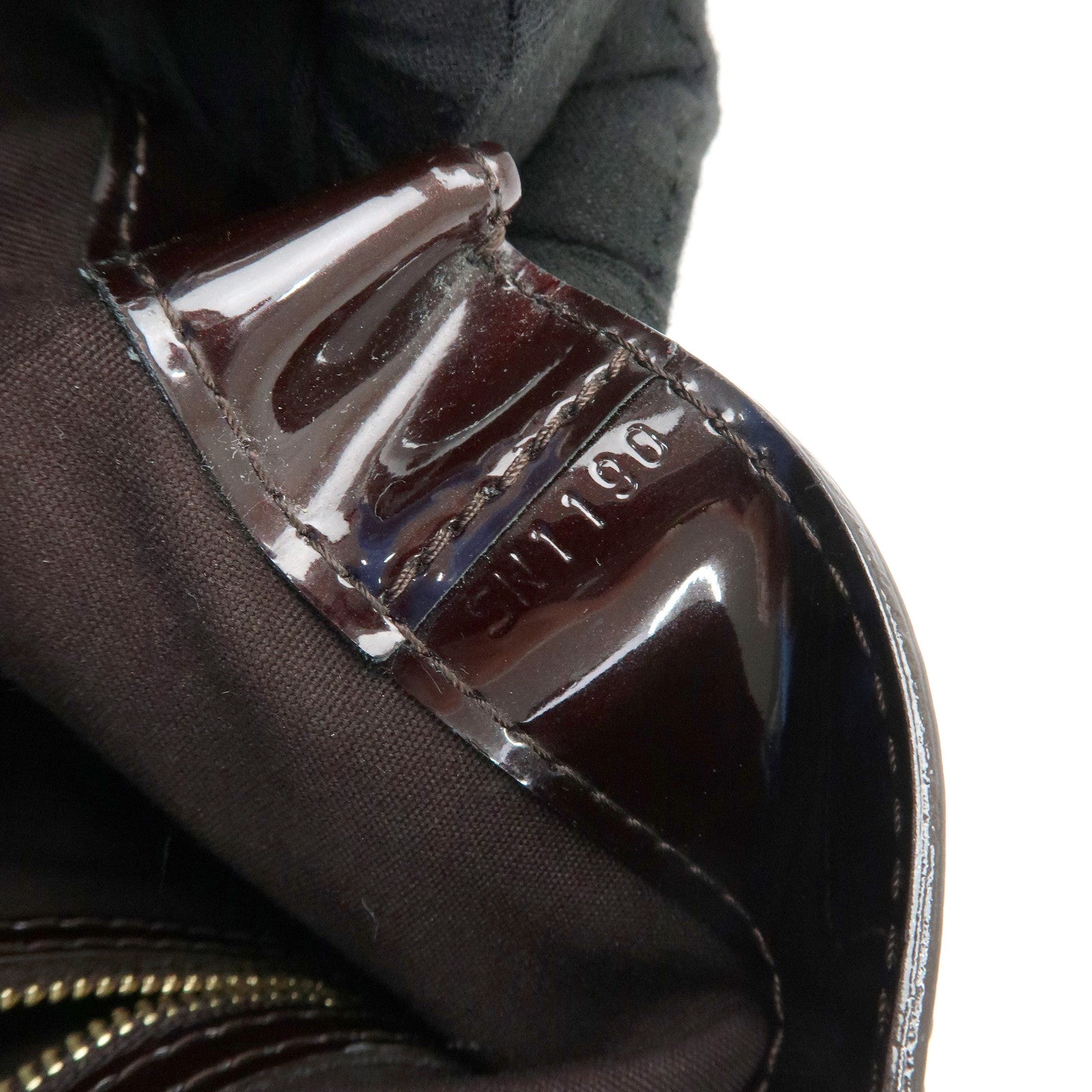 Louis Vuitton Monogram Vernis Leather Wilshire MM Tote Bag Amarante