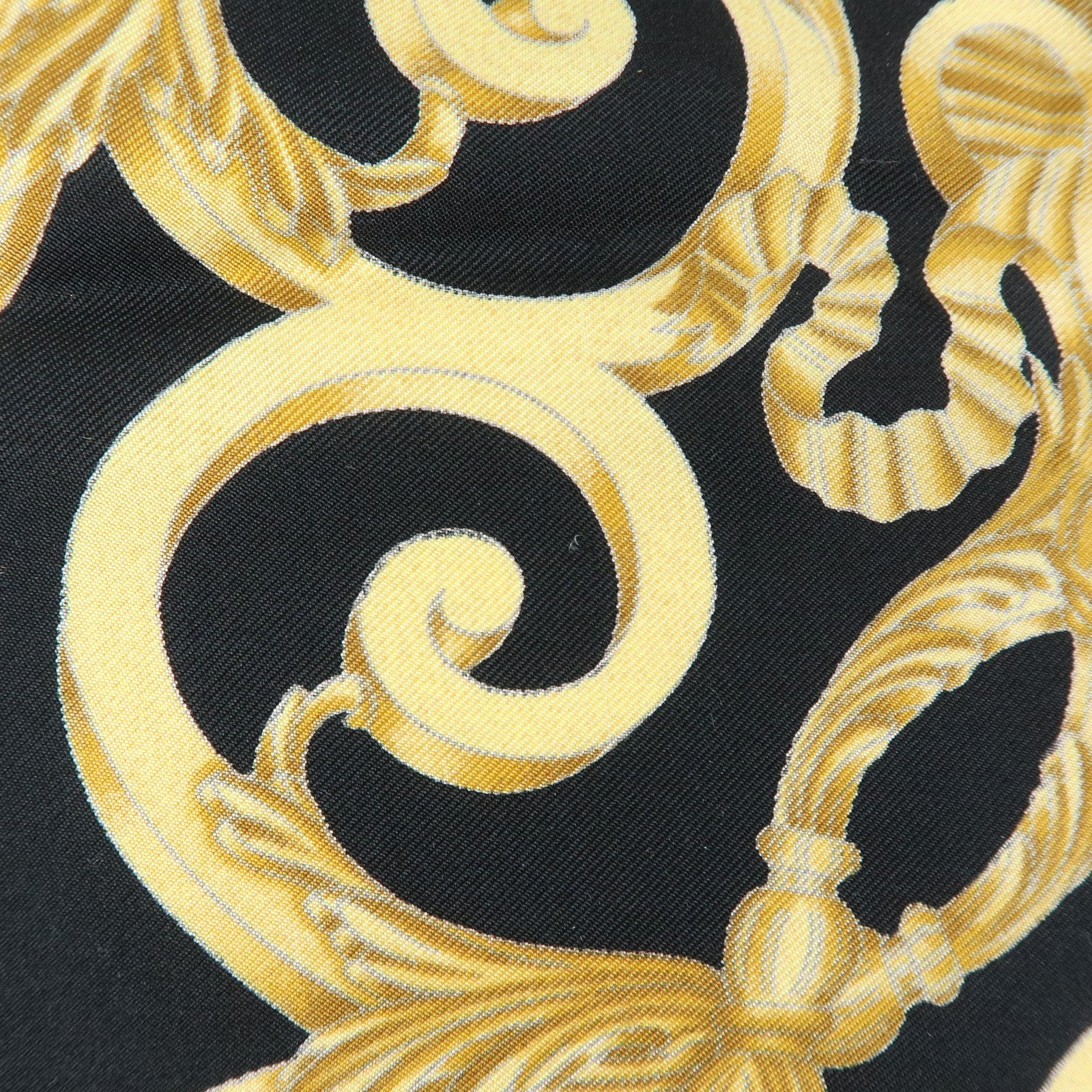 HERMES Carre 90 Silk 100% Scarf LES TUILERIES Black Gold