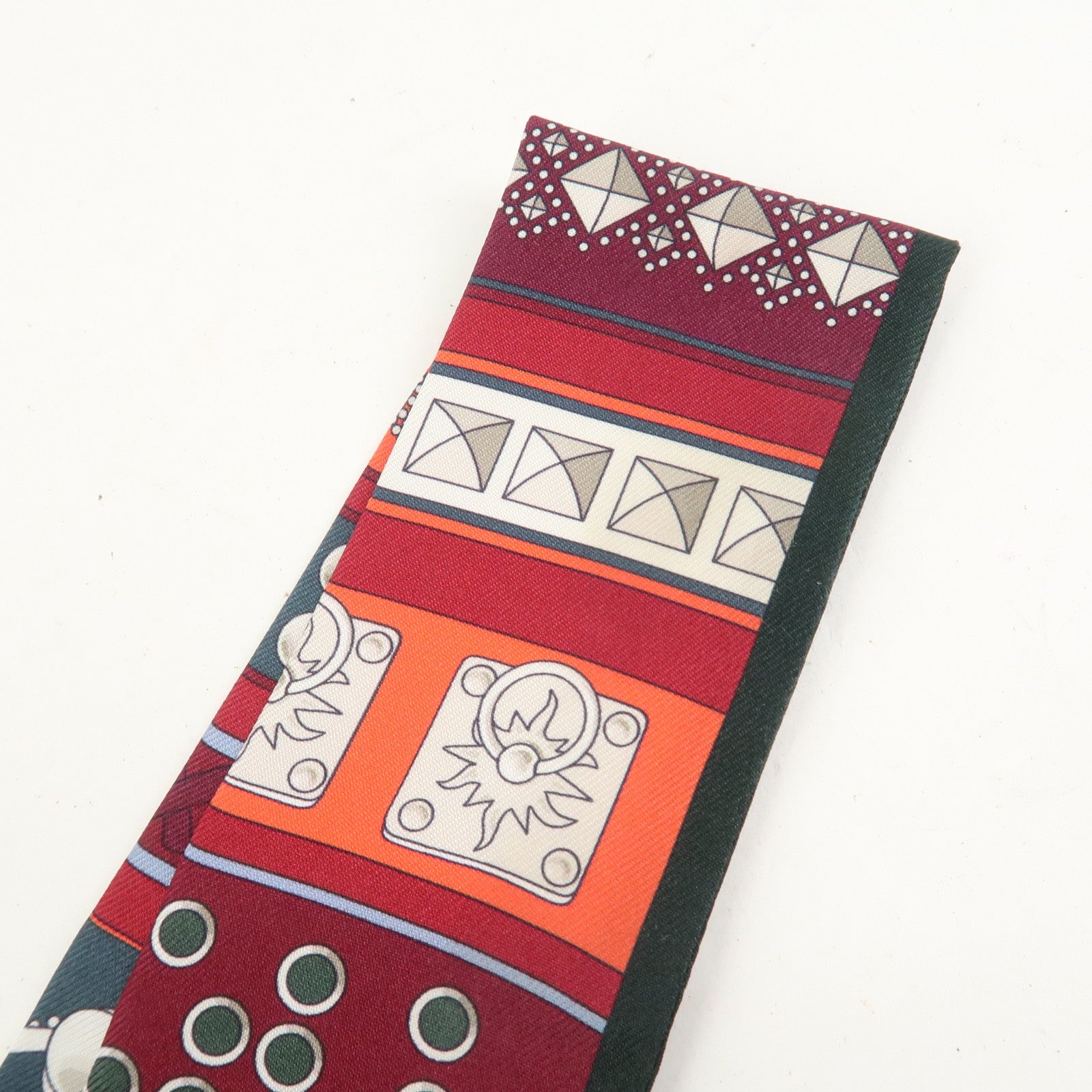 HERMES Twilly Silk 100% Scarf COLLIERS DE CHIENS REMIX Green Red