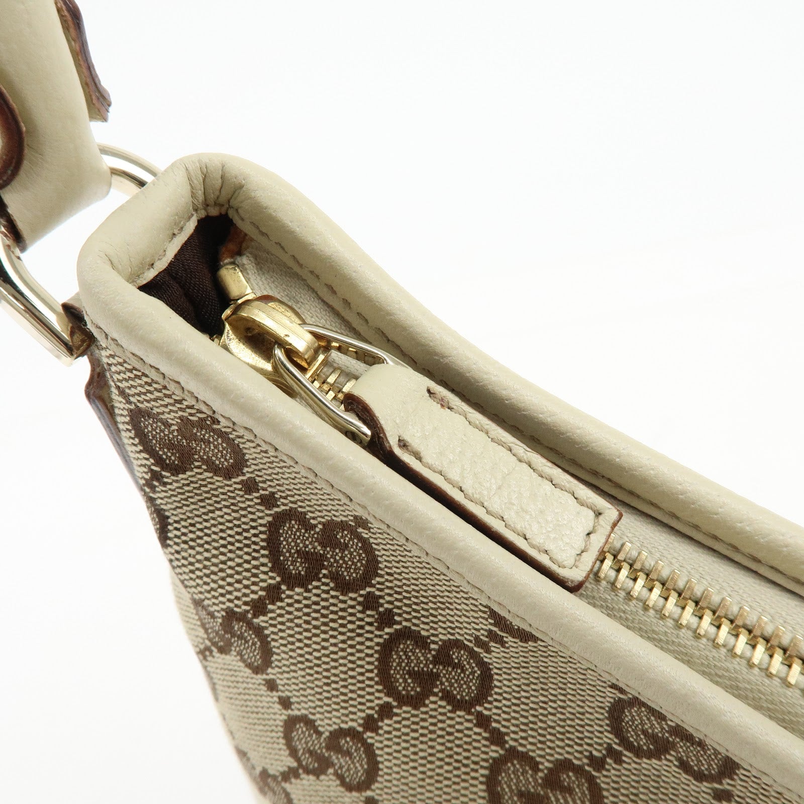 Gucci Abbey GG Canvas Leather Shoulder Bag Beige White 130738