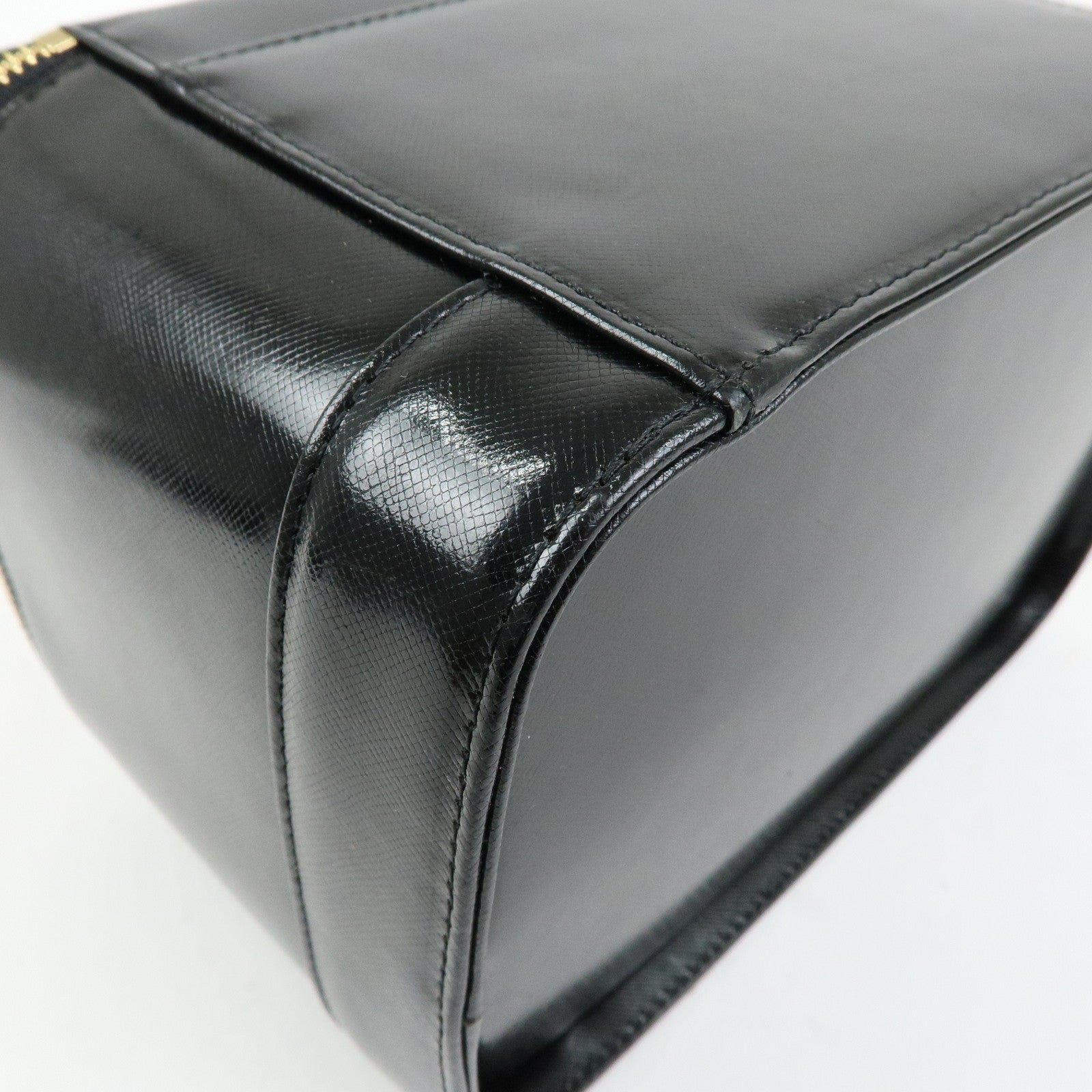 GIANNI VERSACE Leather Hand Bag Vanity Case Gold Charm Black
